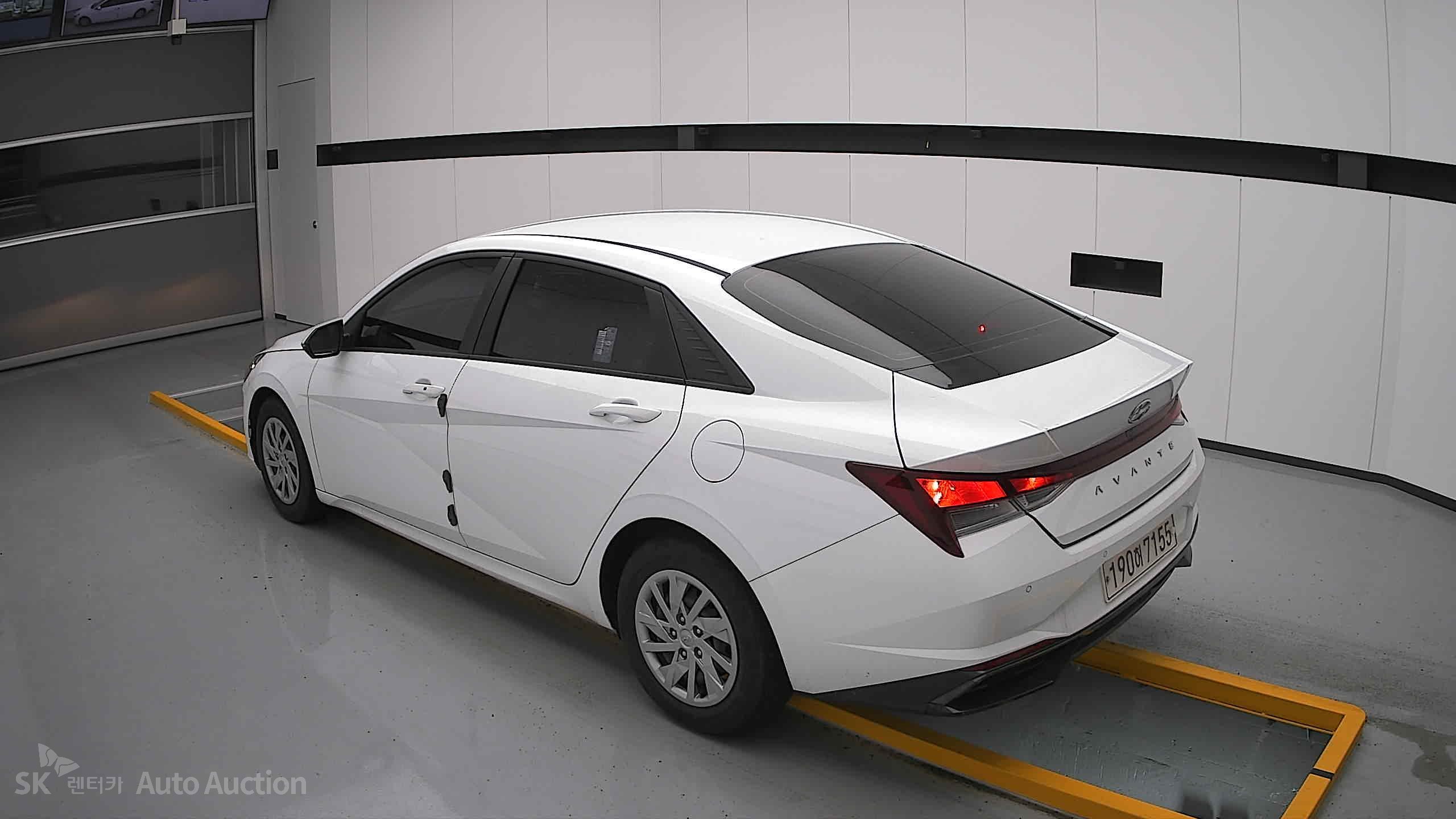 2022 - hyundai avante