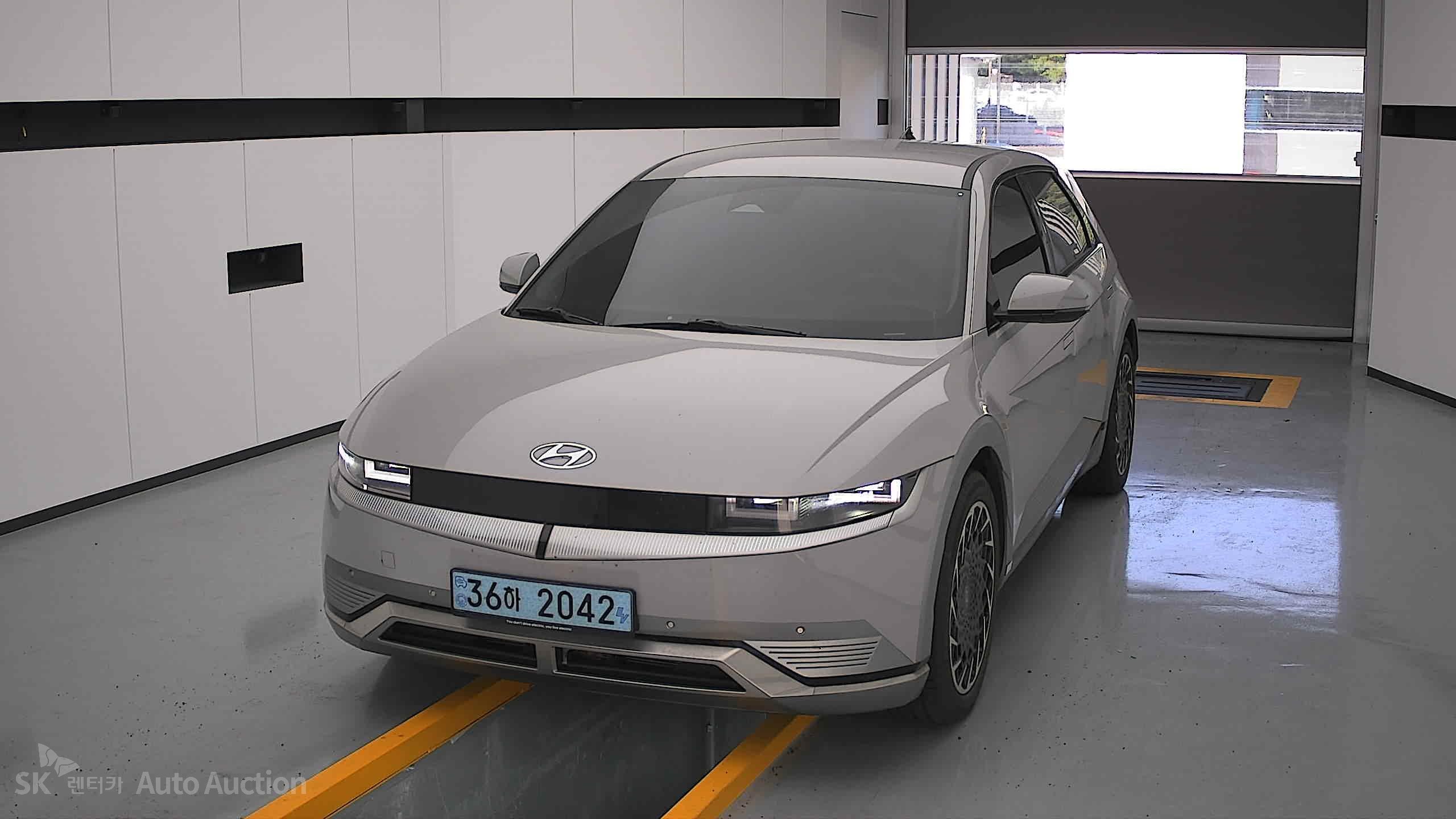 2022 - hyundai ioniq