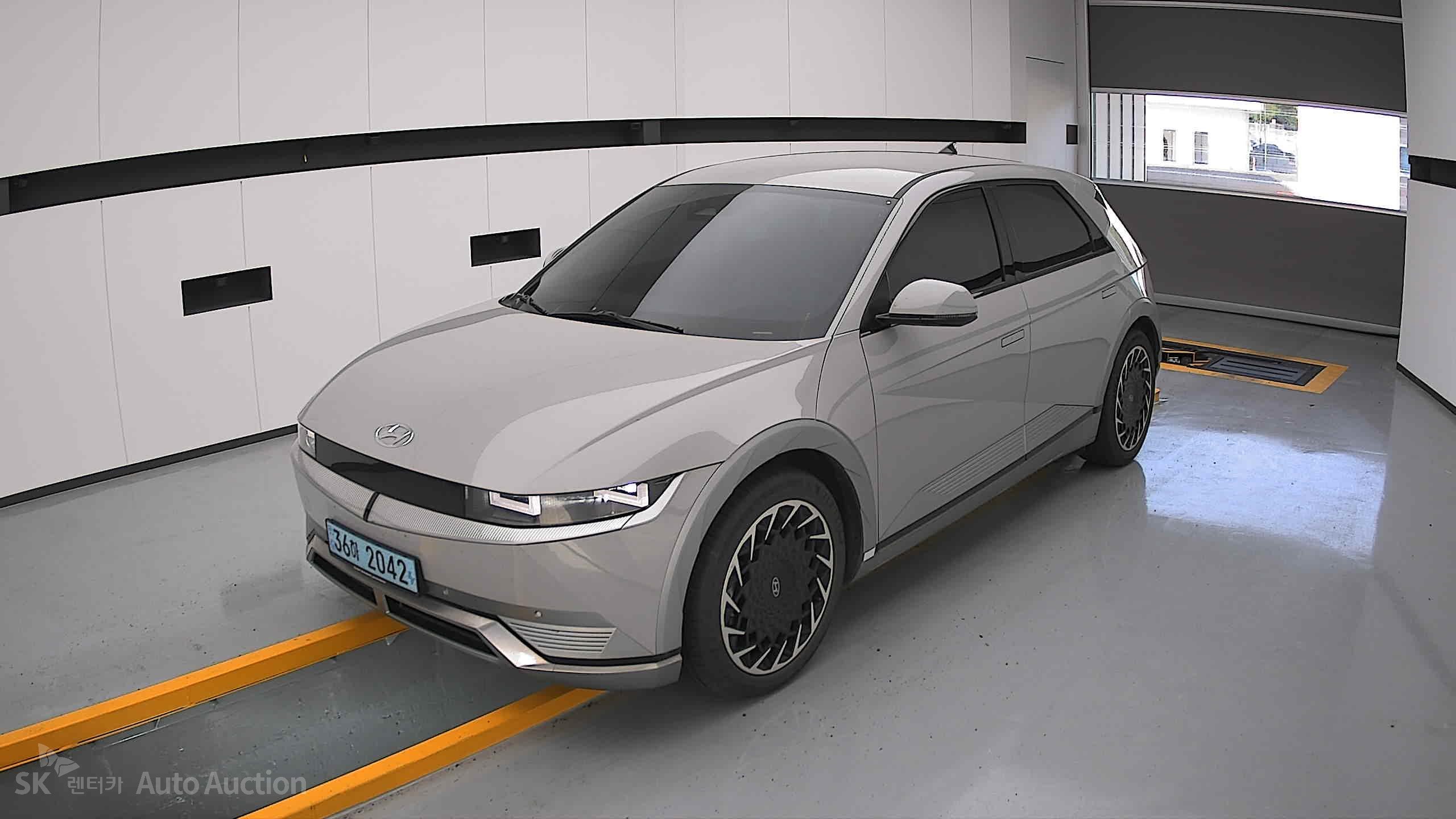 2022 - hyundai ioniq