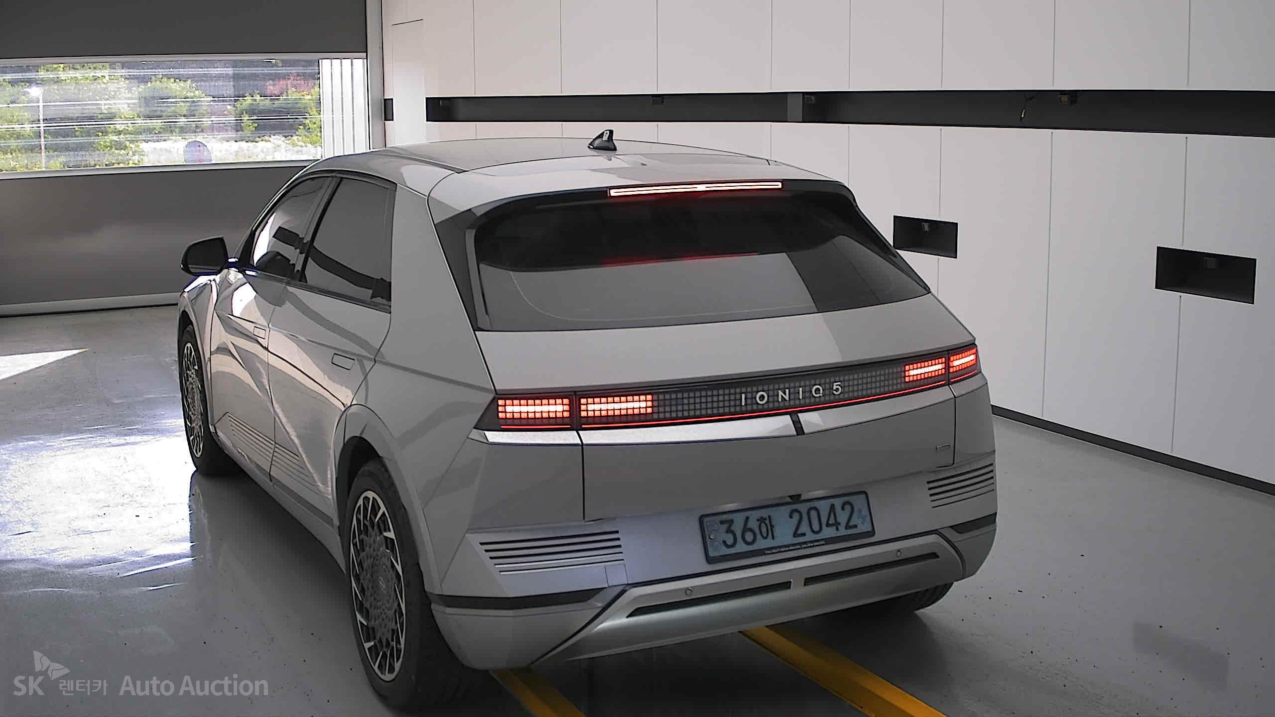 2022 - hyundai ioniq