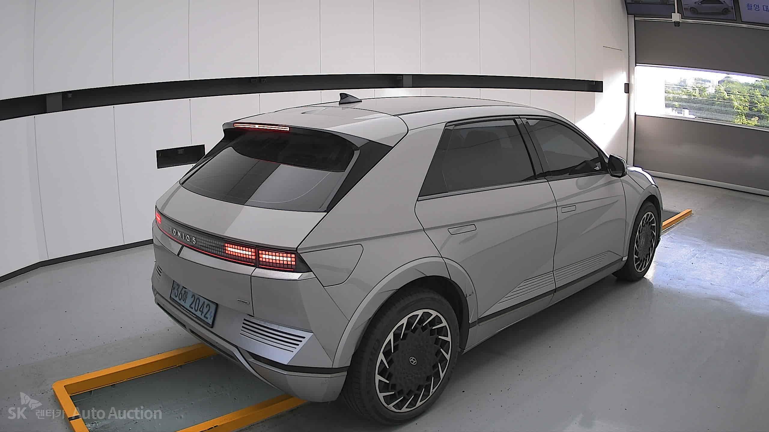 2022 - hyundai ioniq