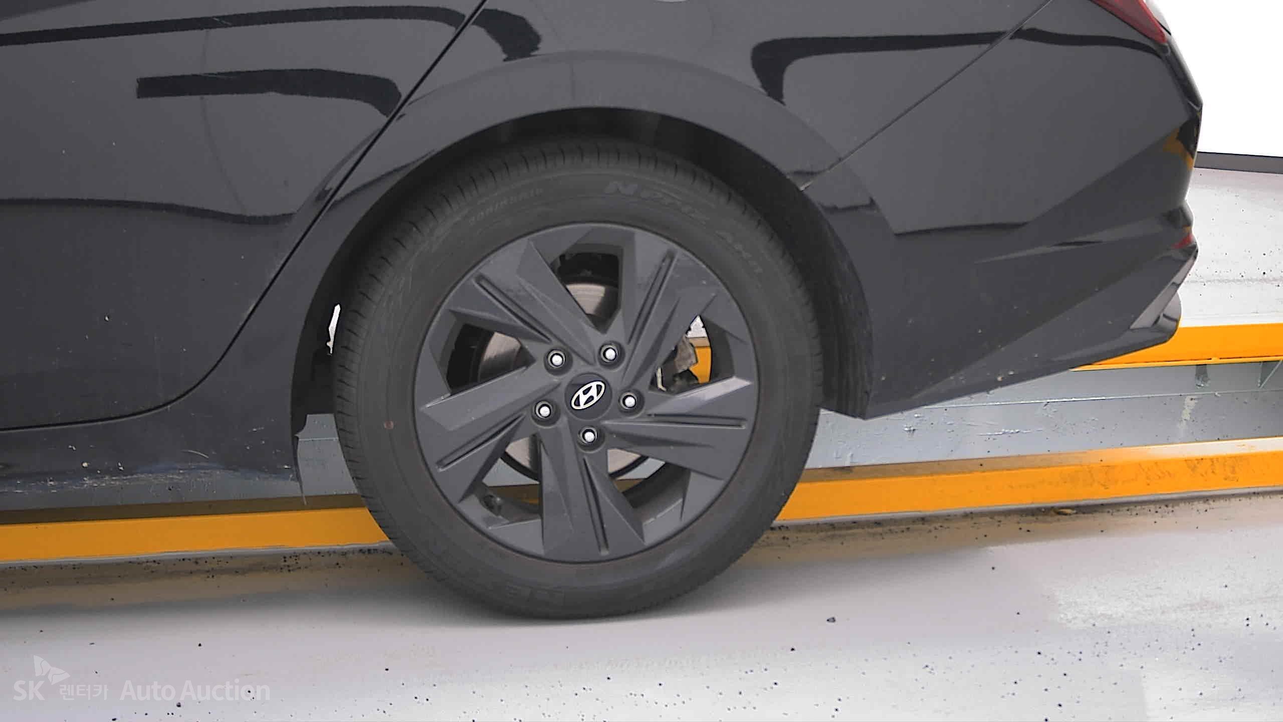 2023 - hyundai avante