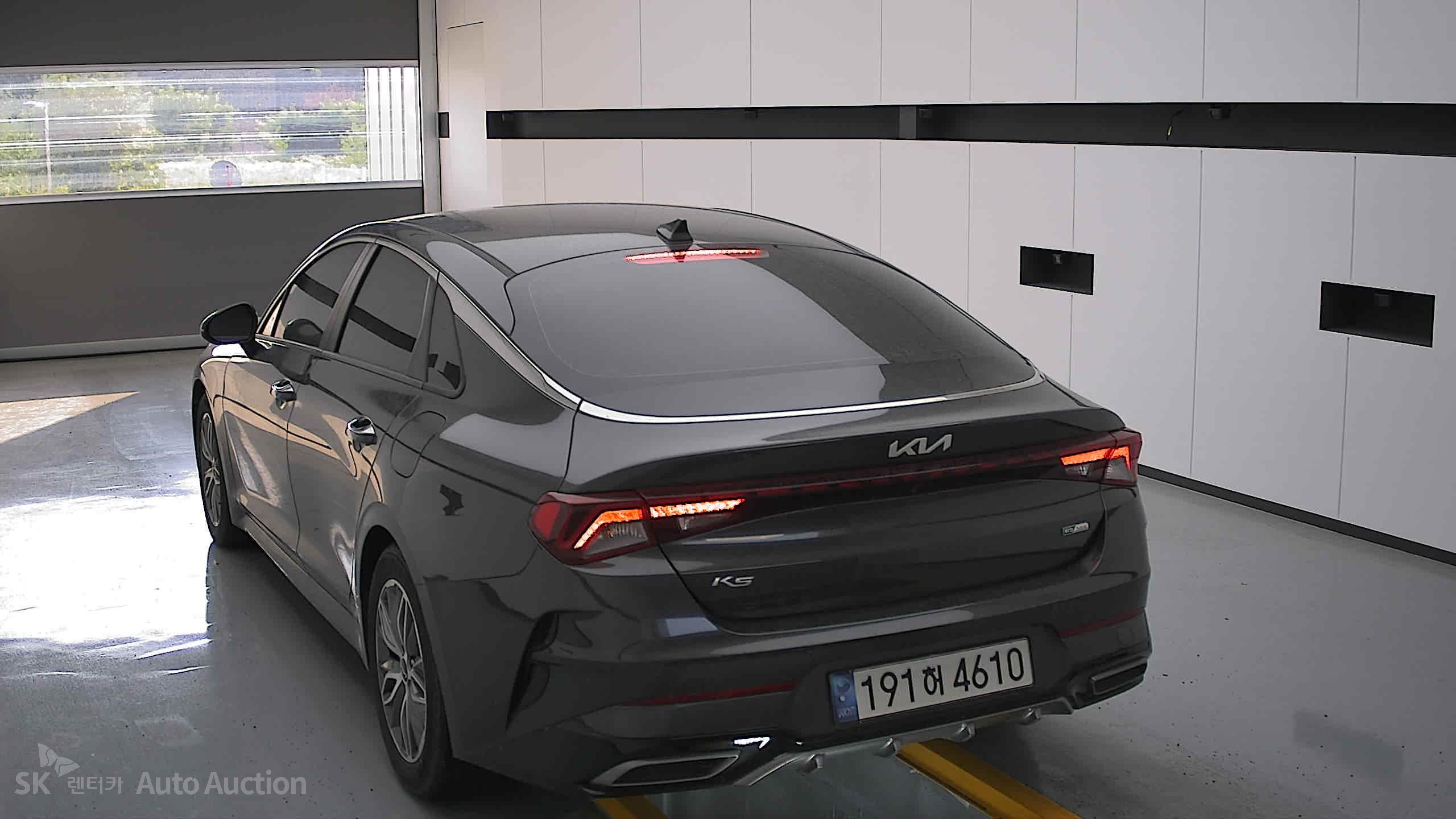 2022 - kia k5