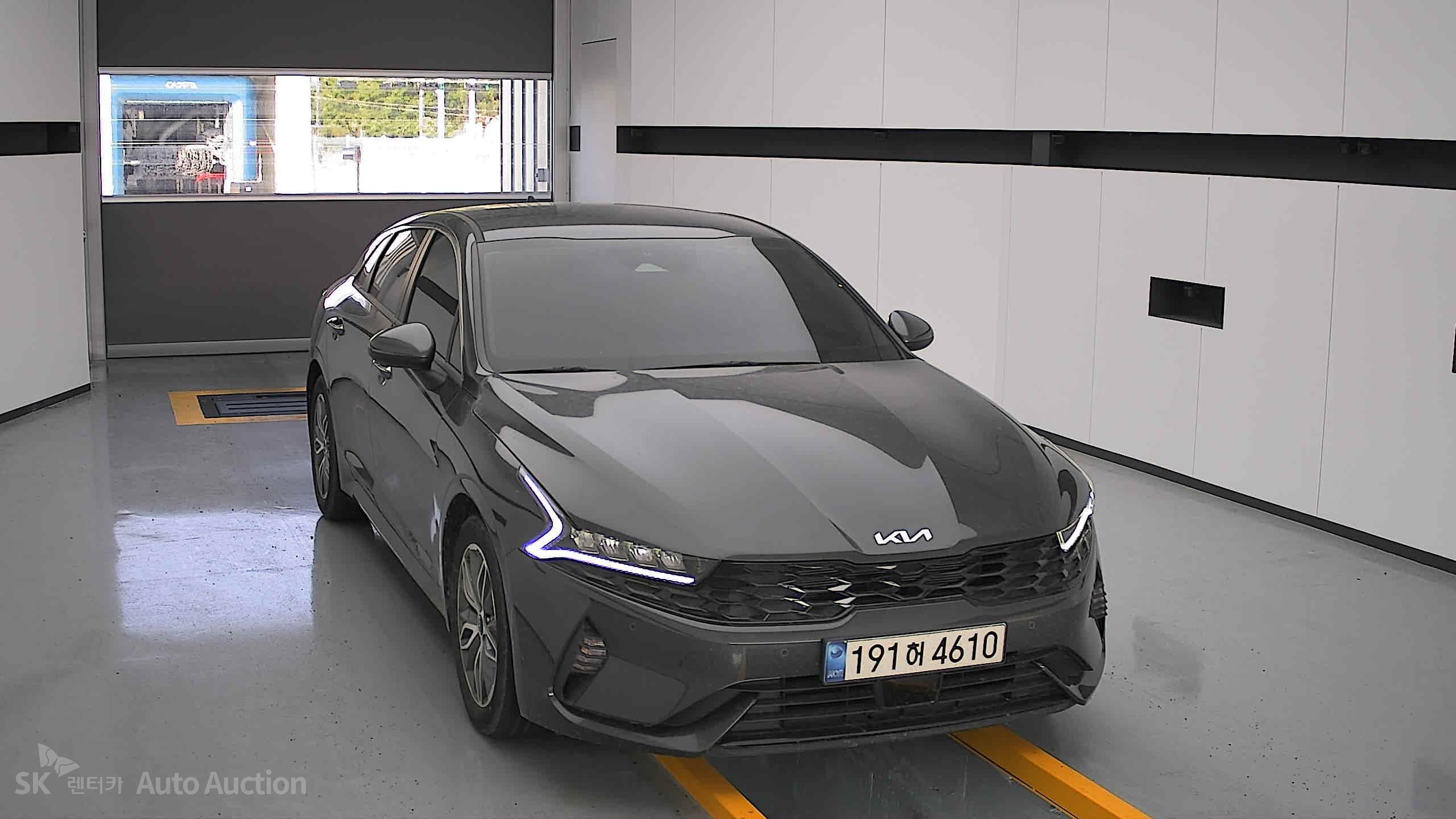 2022 - kia k5
