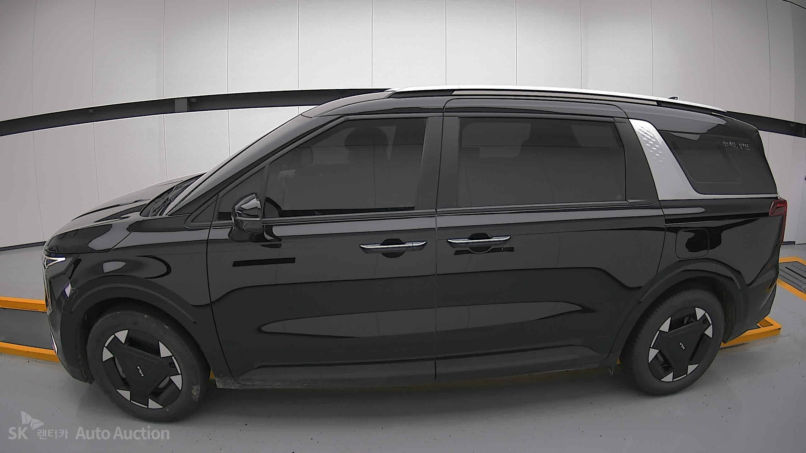 2024 - kia carnival