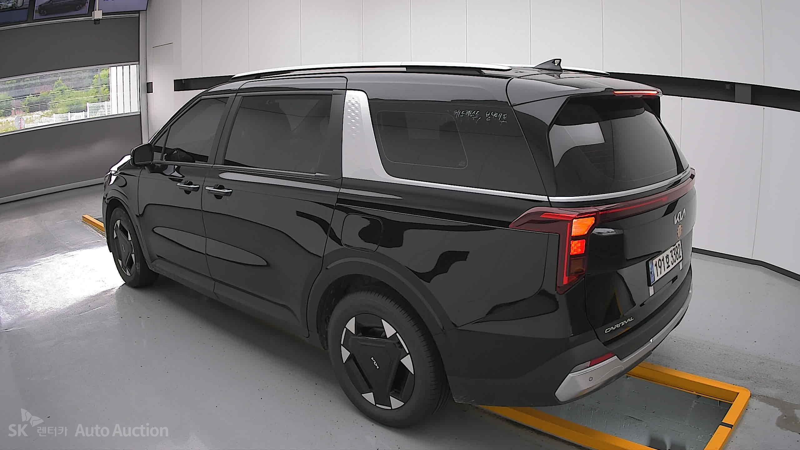 2024 - kia carnival