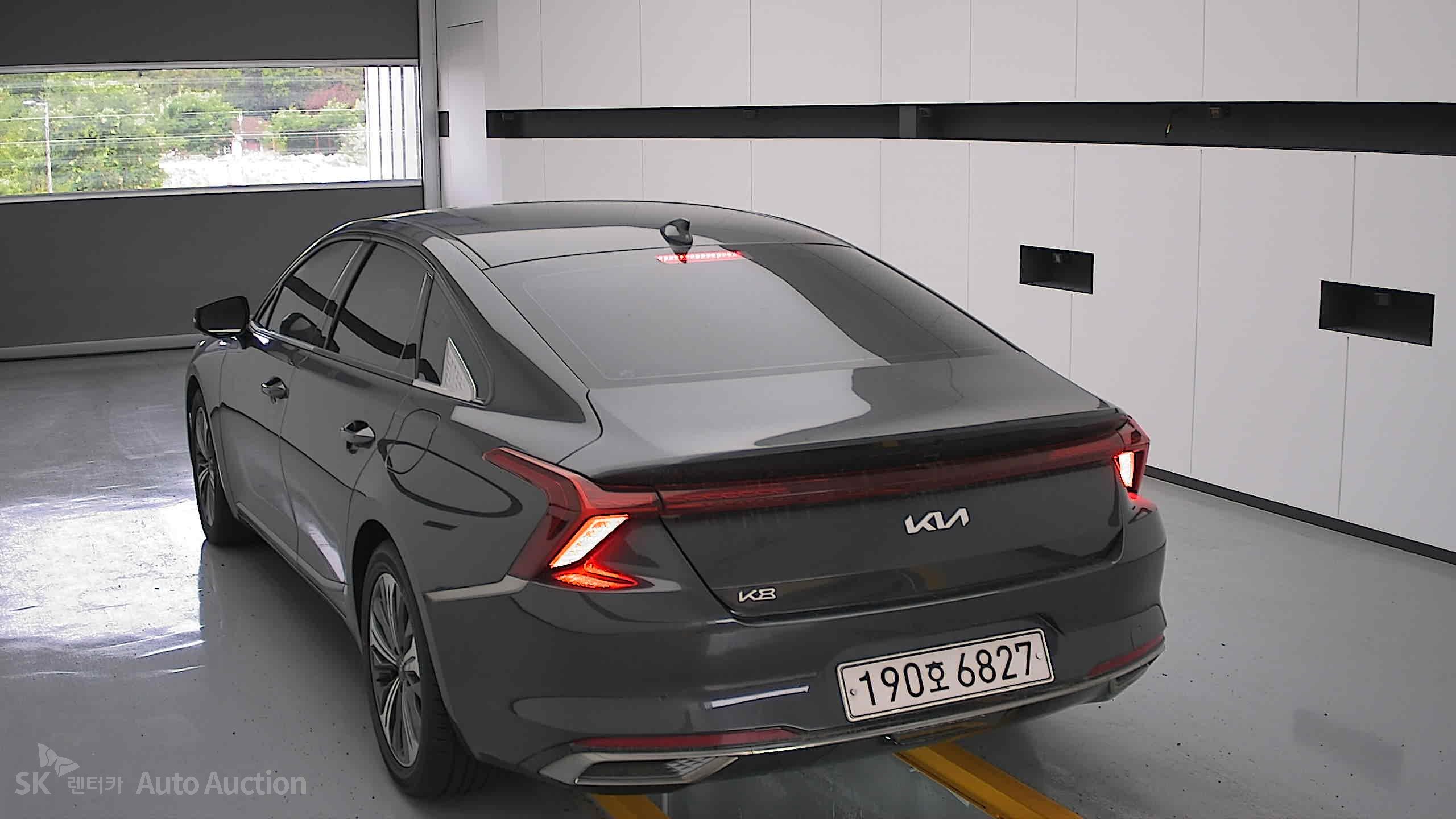 2023 - kia k8