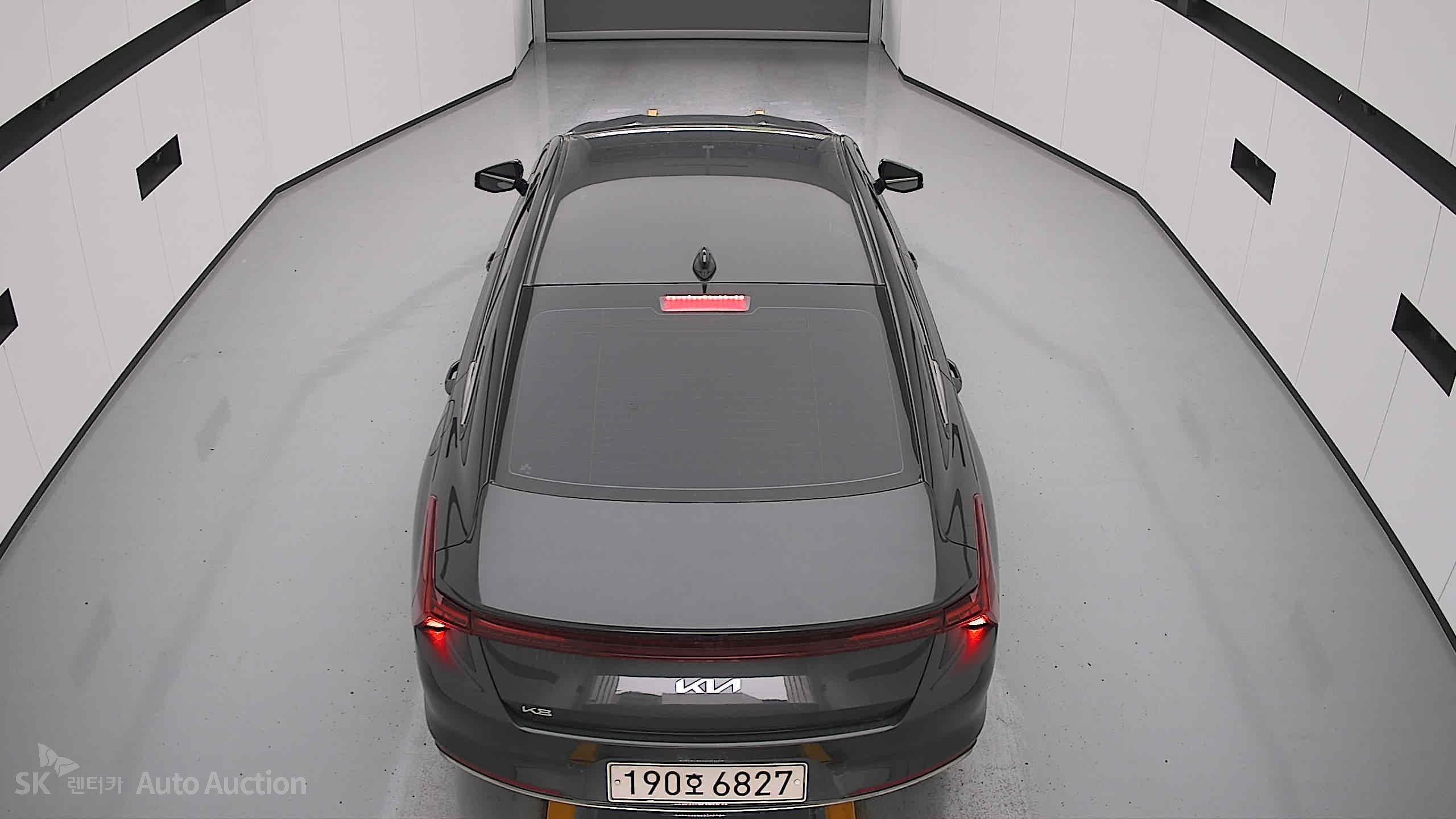 2023 - kia k8