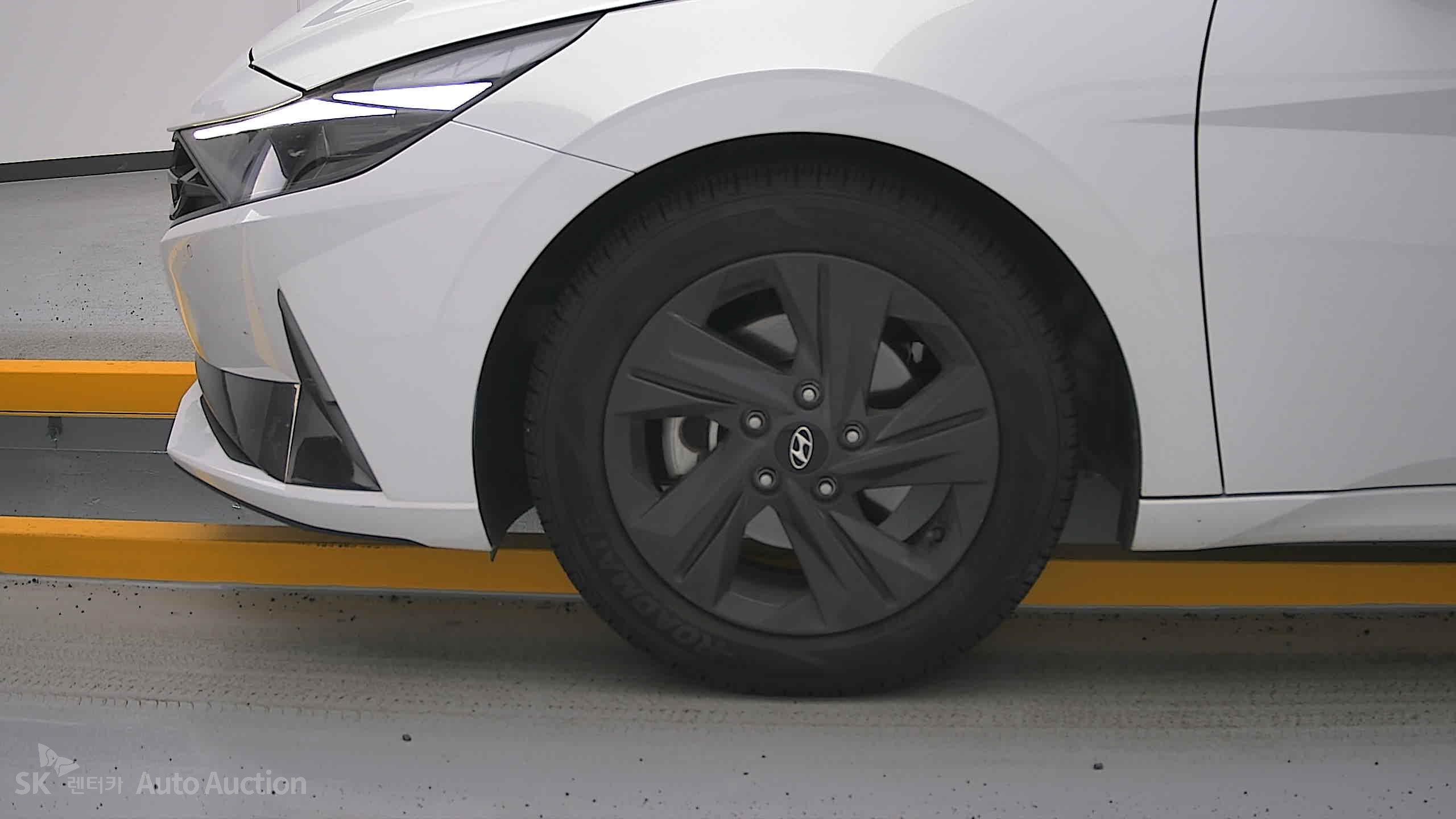 2023 - hyundai avante