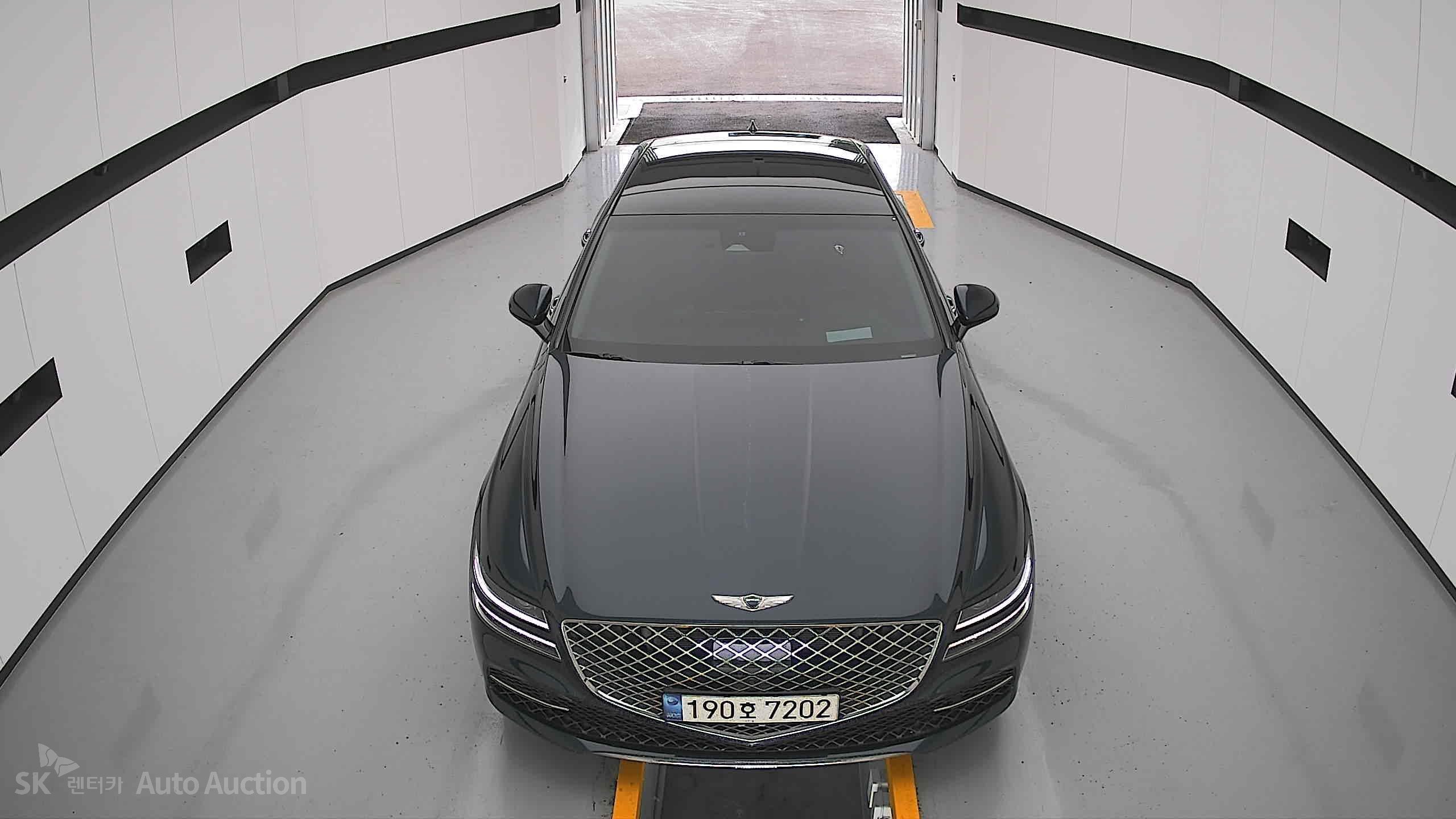 2022 - genesis g80