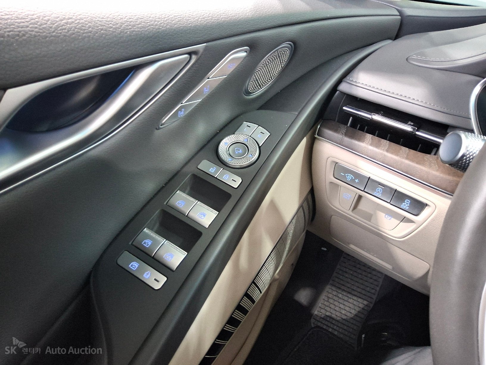 2022 - genesis g80