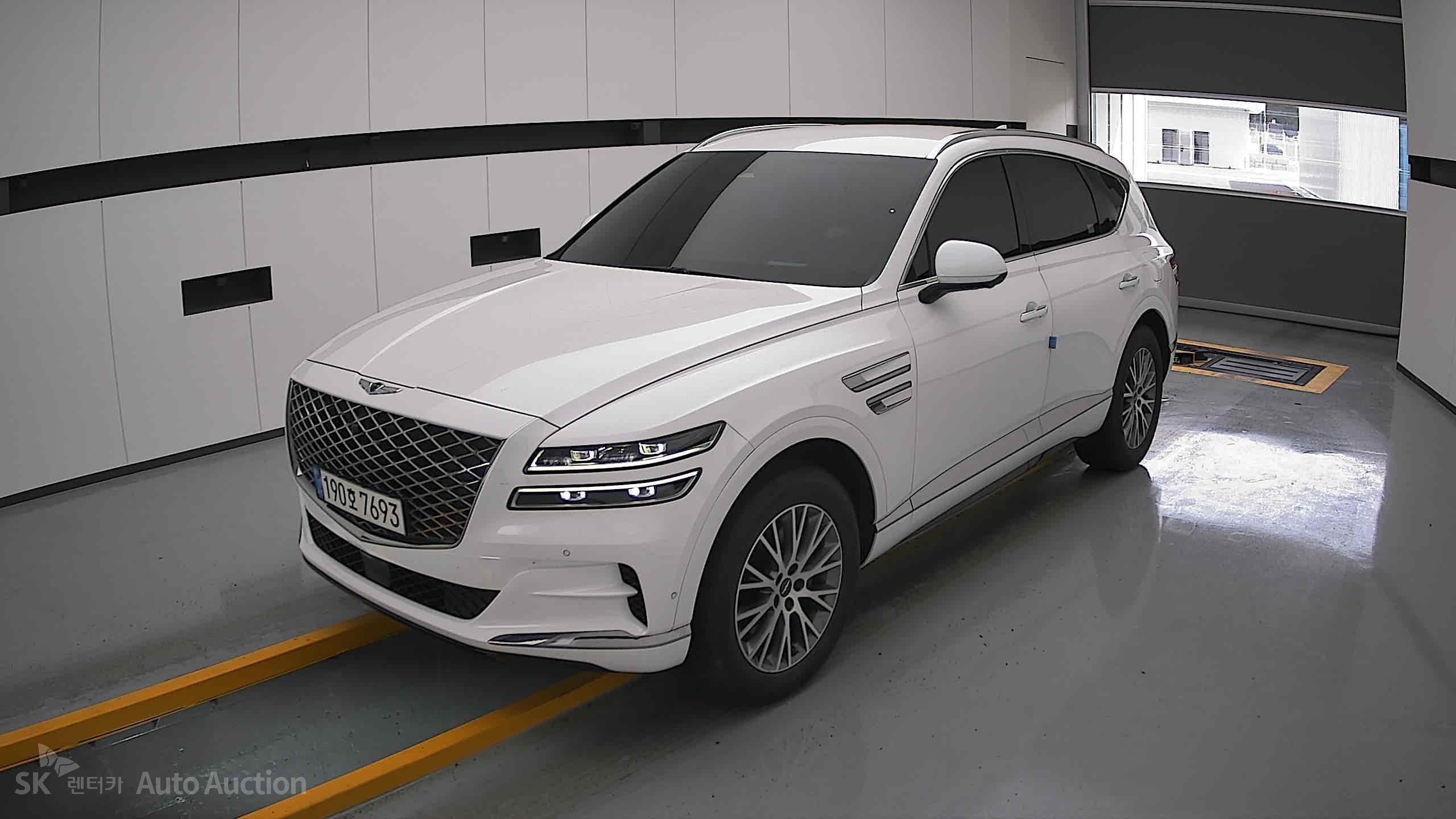 2022 - genesis gv80