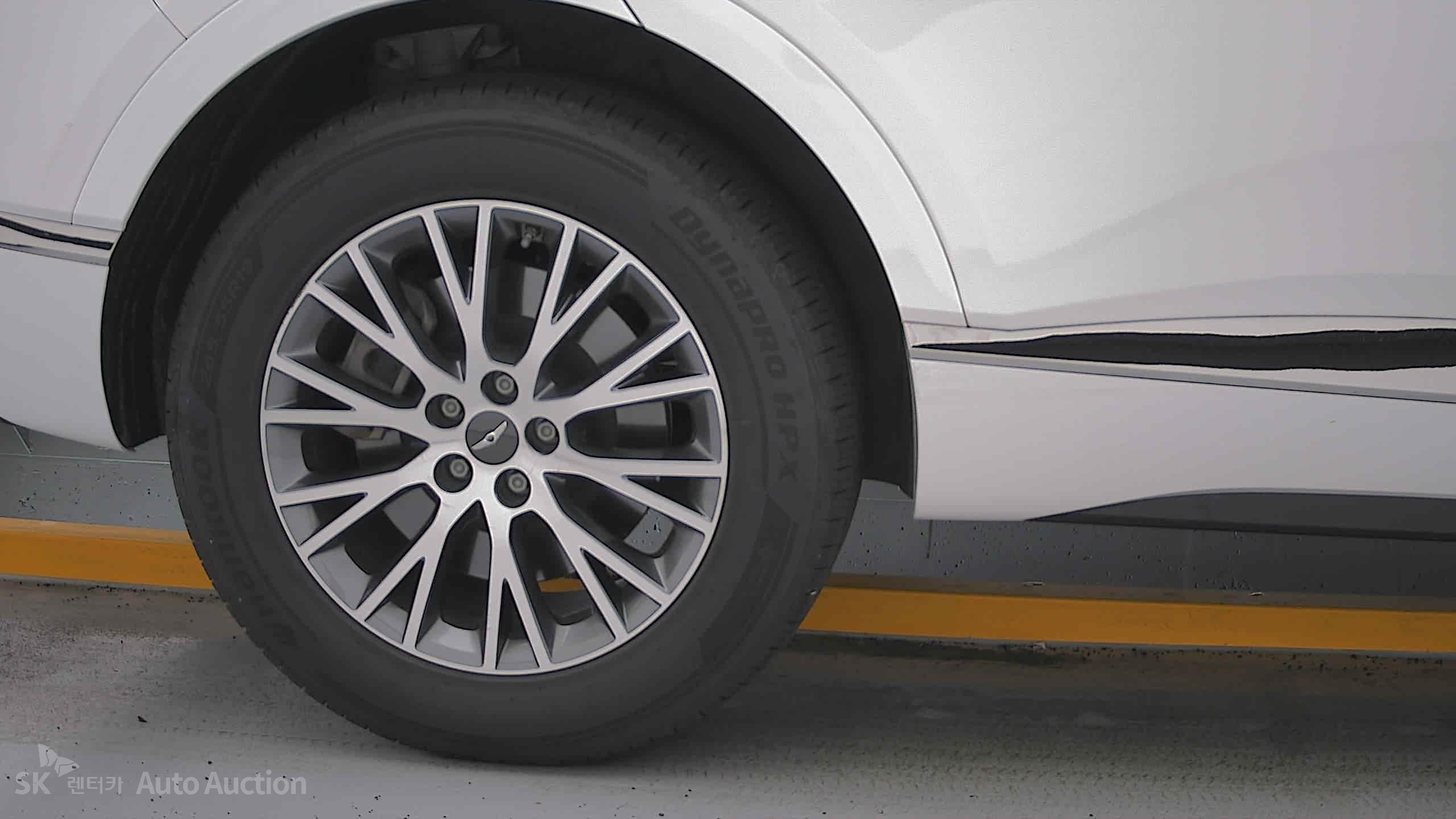 2022 - genesis gv80