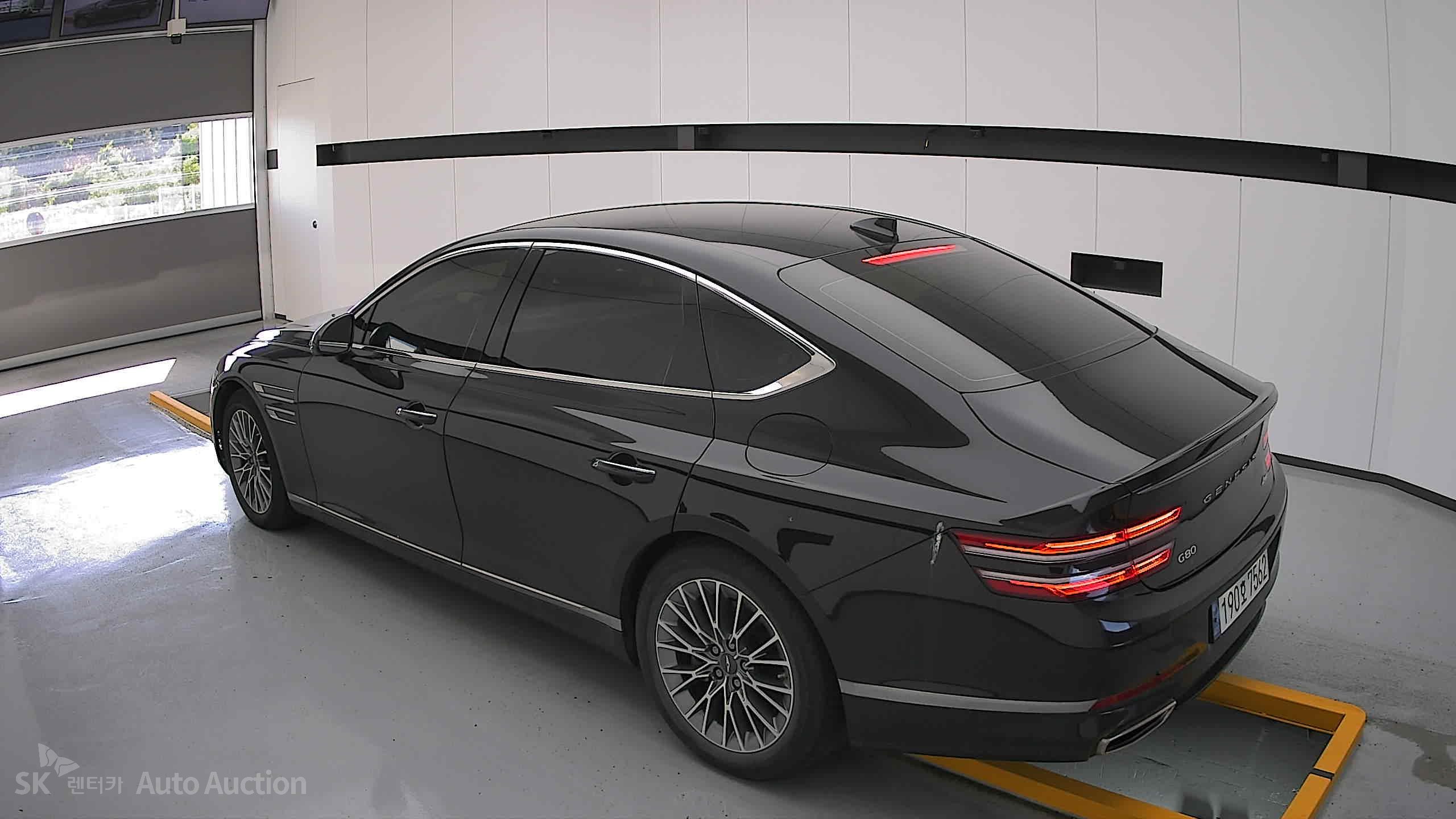 2022 - genesis g80