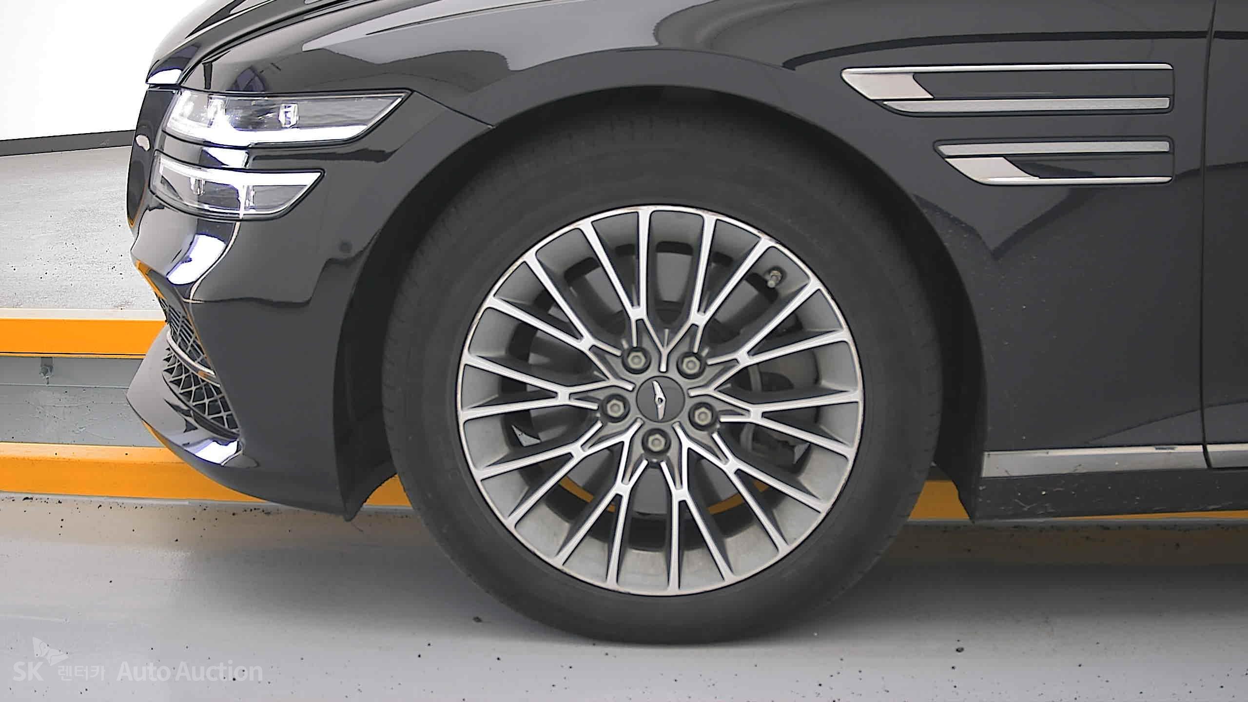 2022 - genesis g80