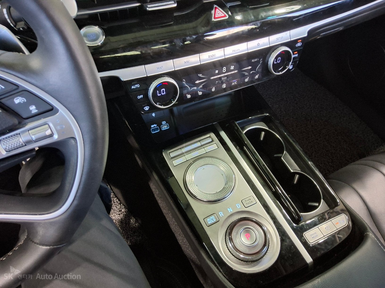 2022 - genesis g80