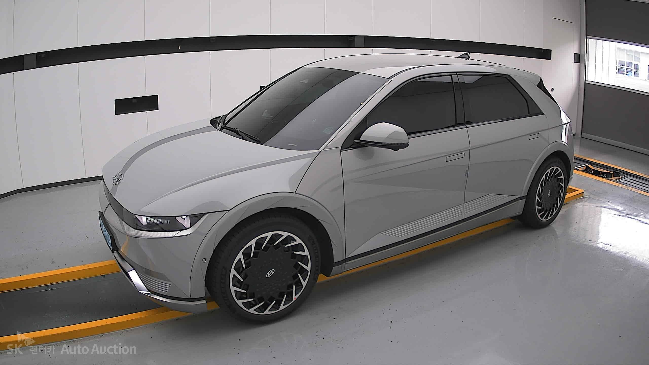 2022 - hyundai ioniq