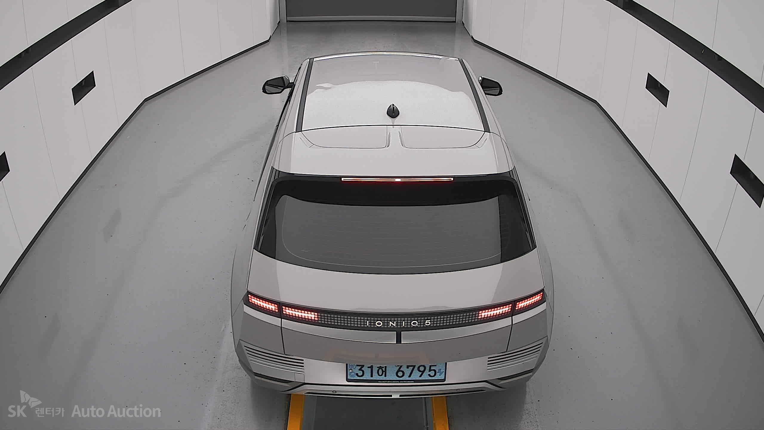 2022 - hyundai ioniq