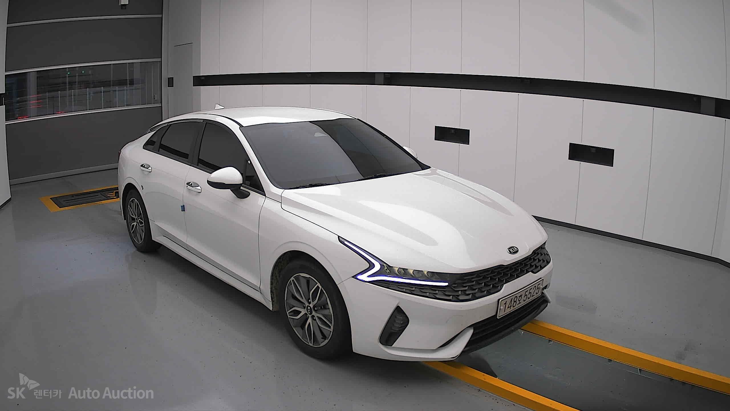 2021 - kia k5