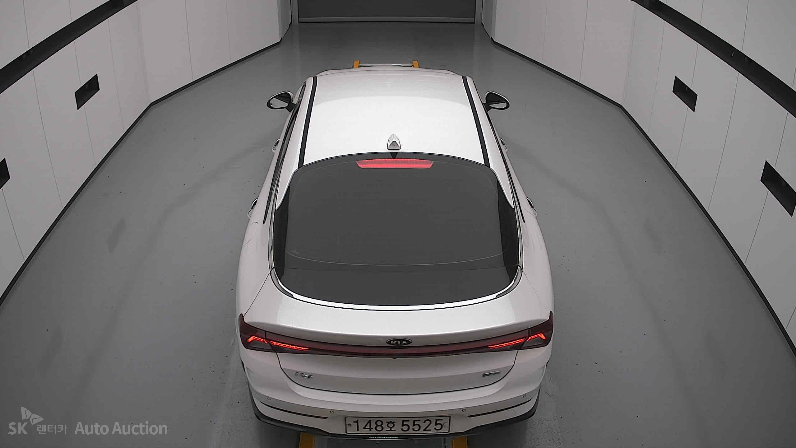 2021 - kia k5