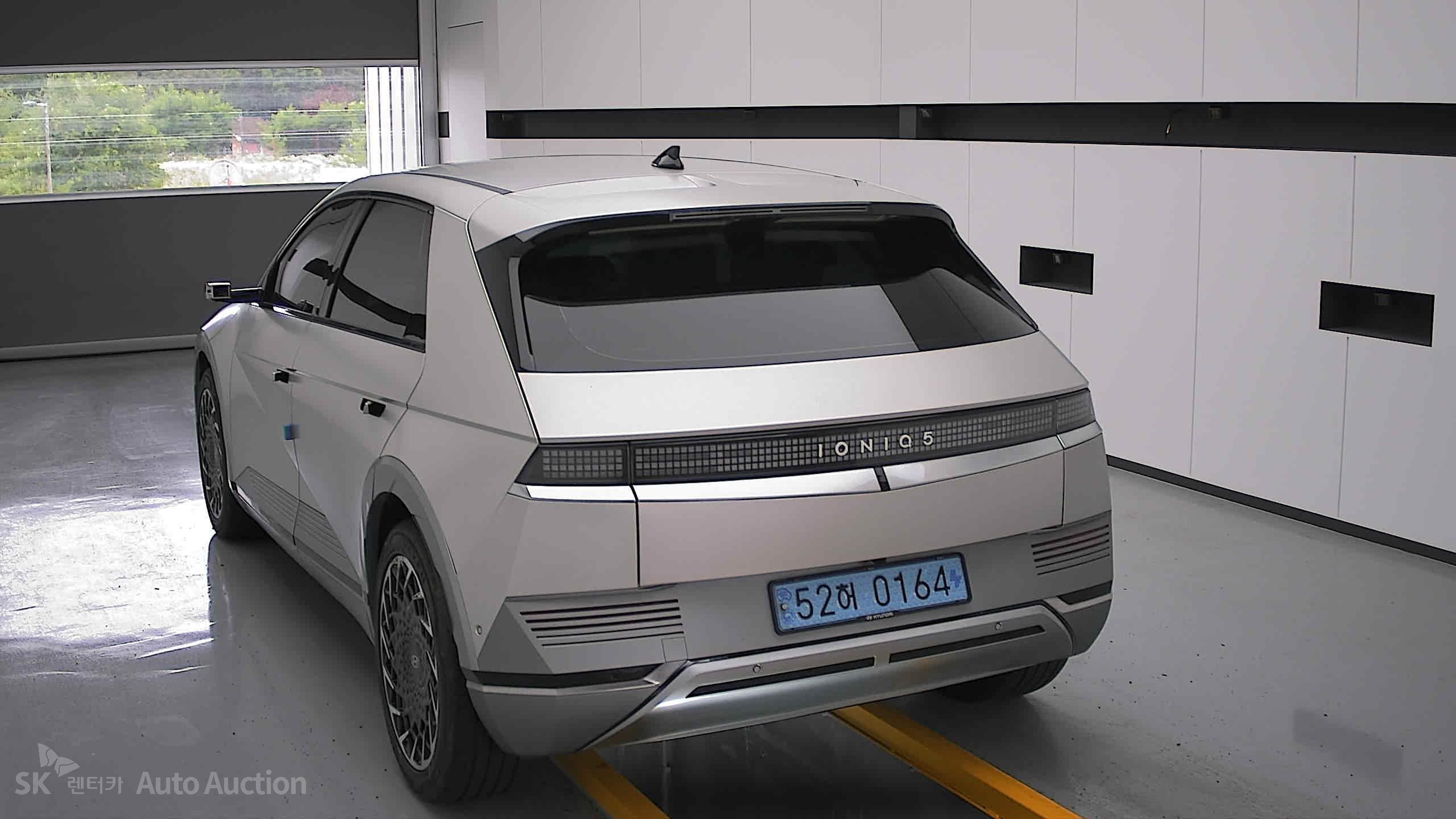 2022 - hyundai ioniq