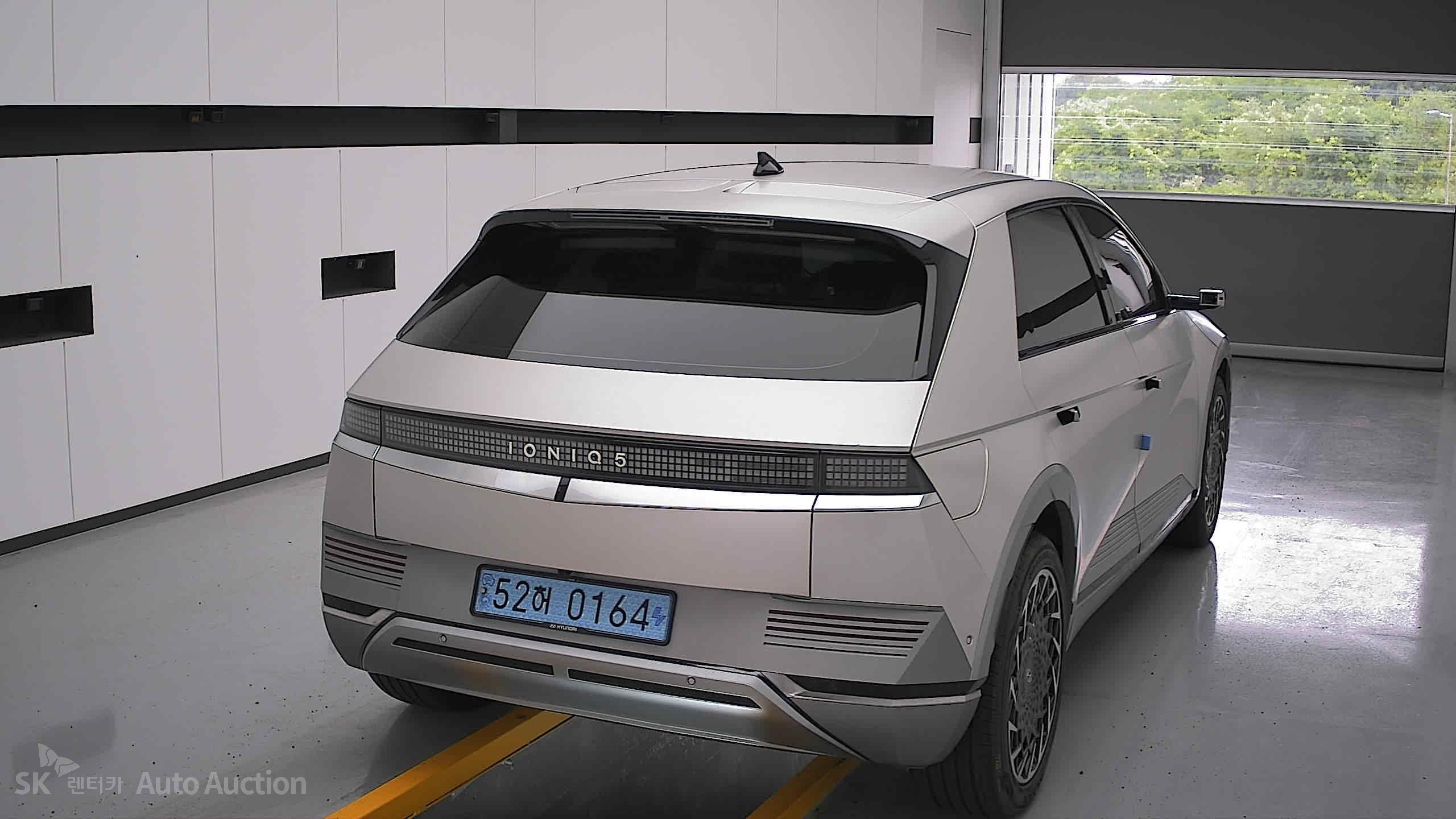 2022 - hyundai ioniq