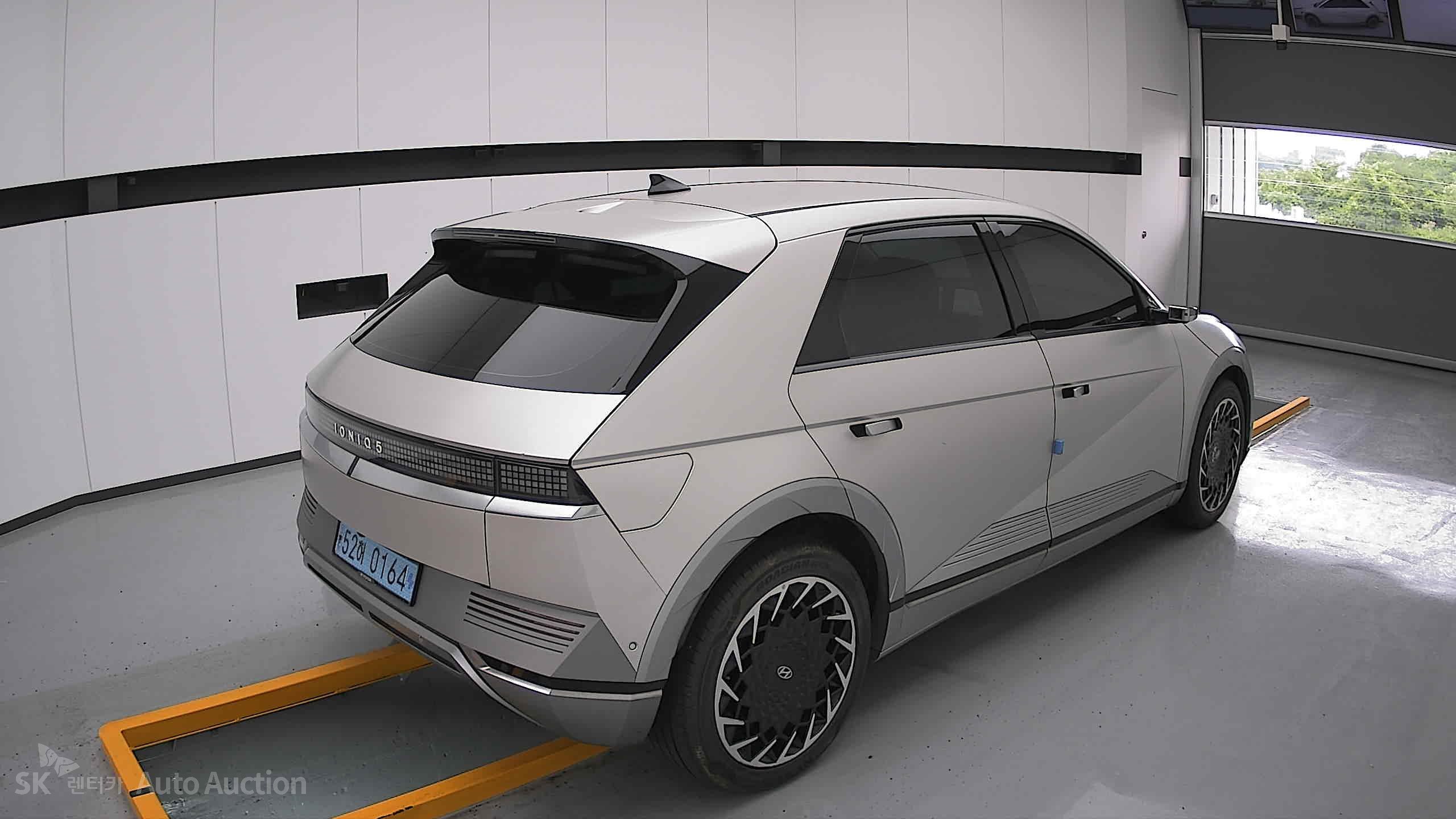 2022 - hyundai ioniq