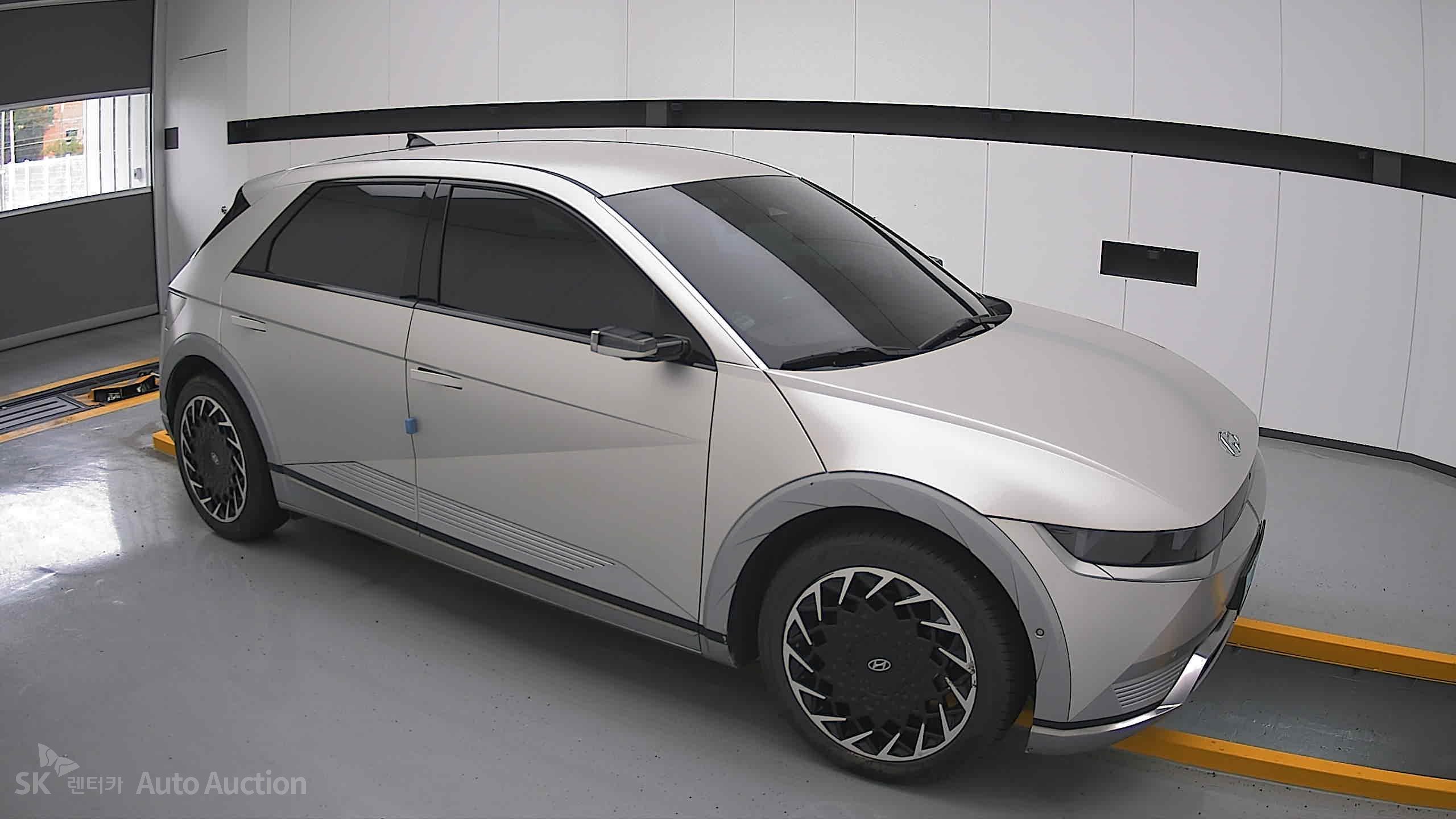 2022 - hyundai ioniq