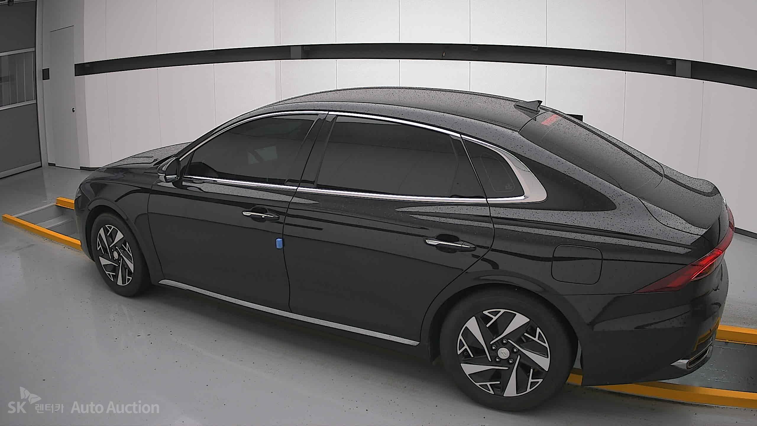 2021 - hyundai grandeur