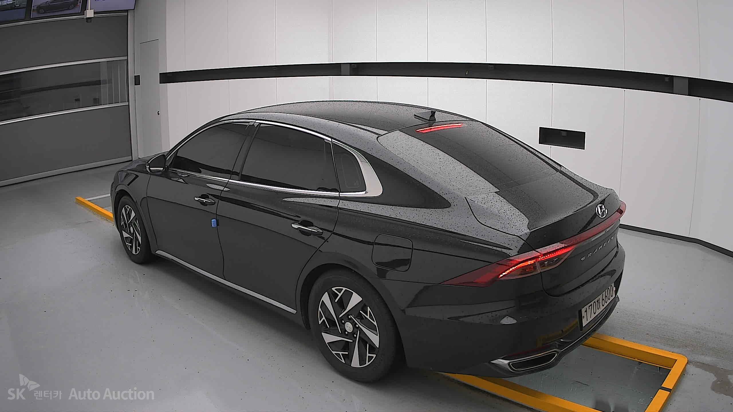 2021 - hyundai grandeur