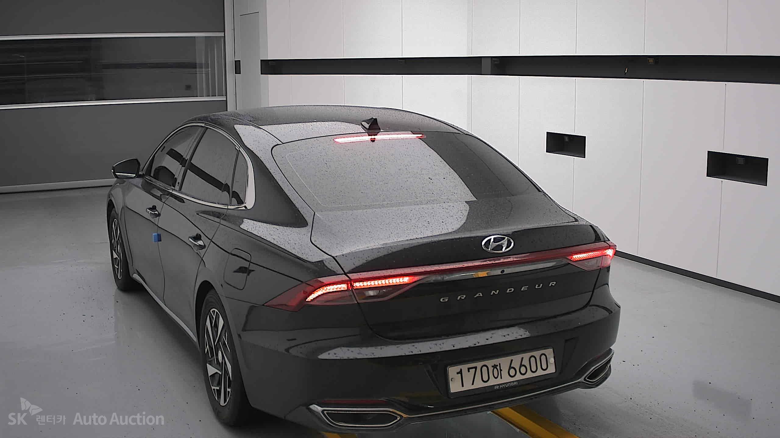 2021 - hyundai grandeur