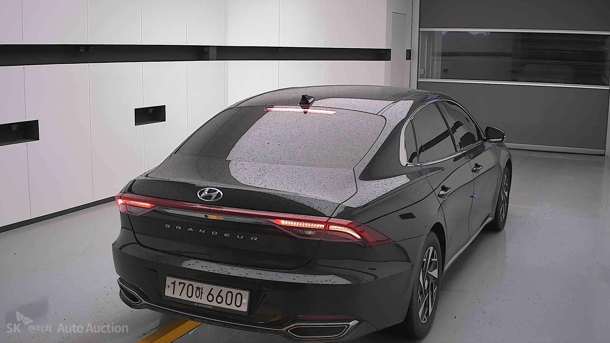 2021 - hyundai grandeur