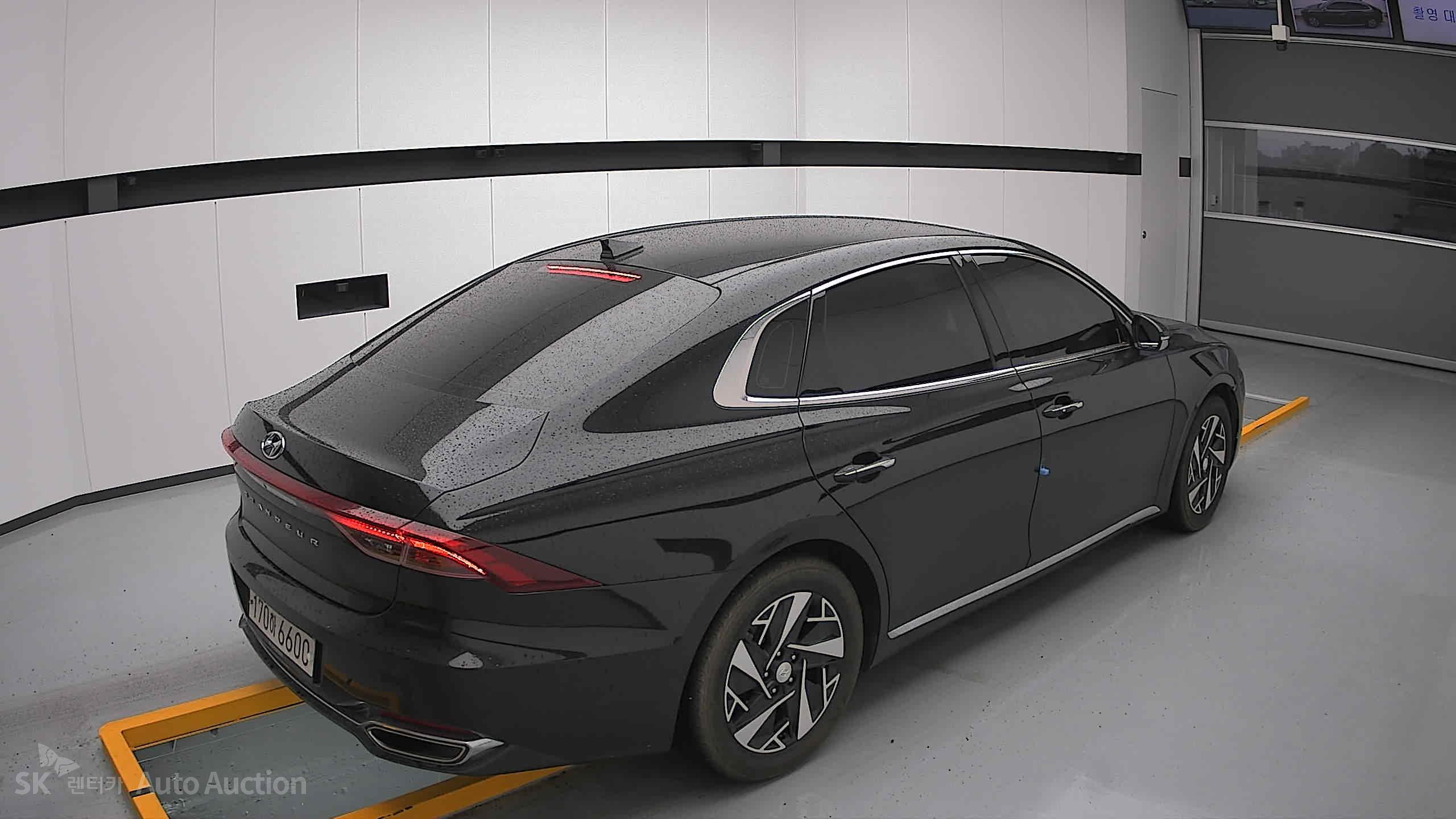 2021 - hyundai grandeur