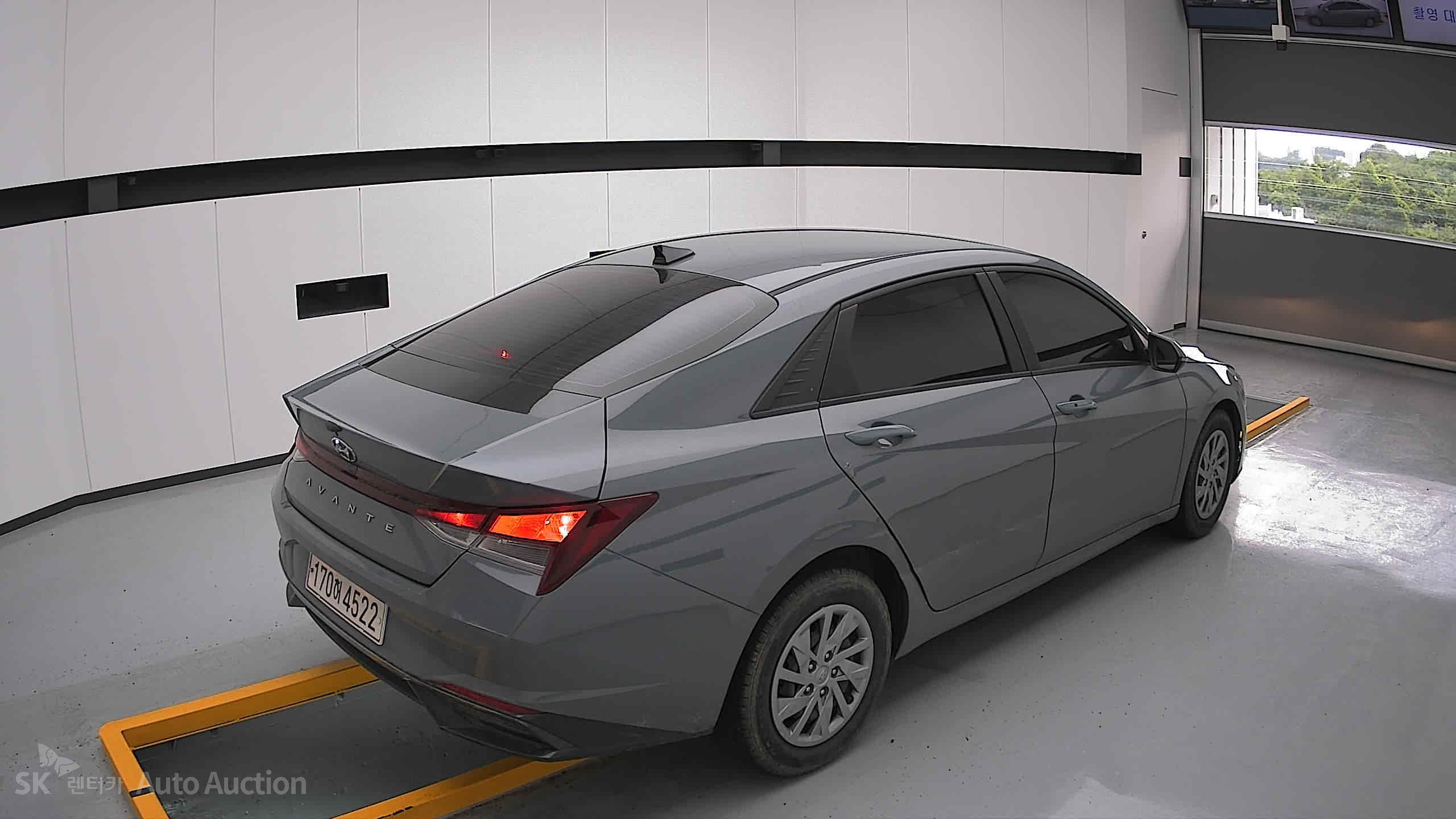 2021 - hyundai avante