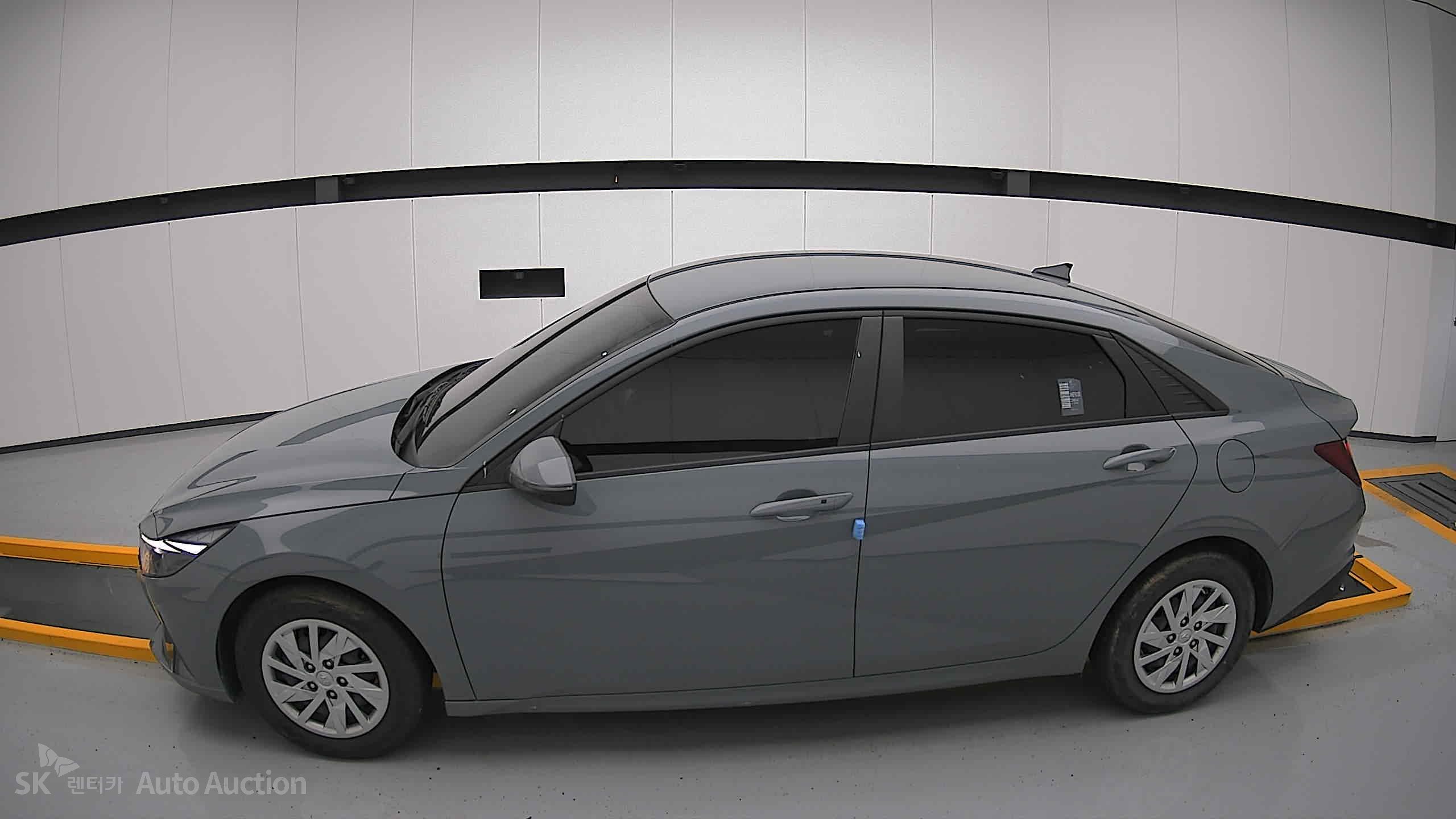 2022 - hyundai avante