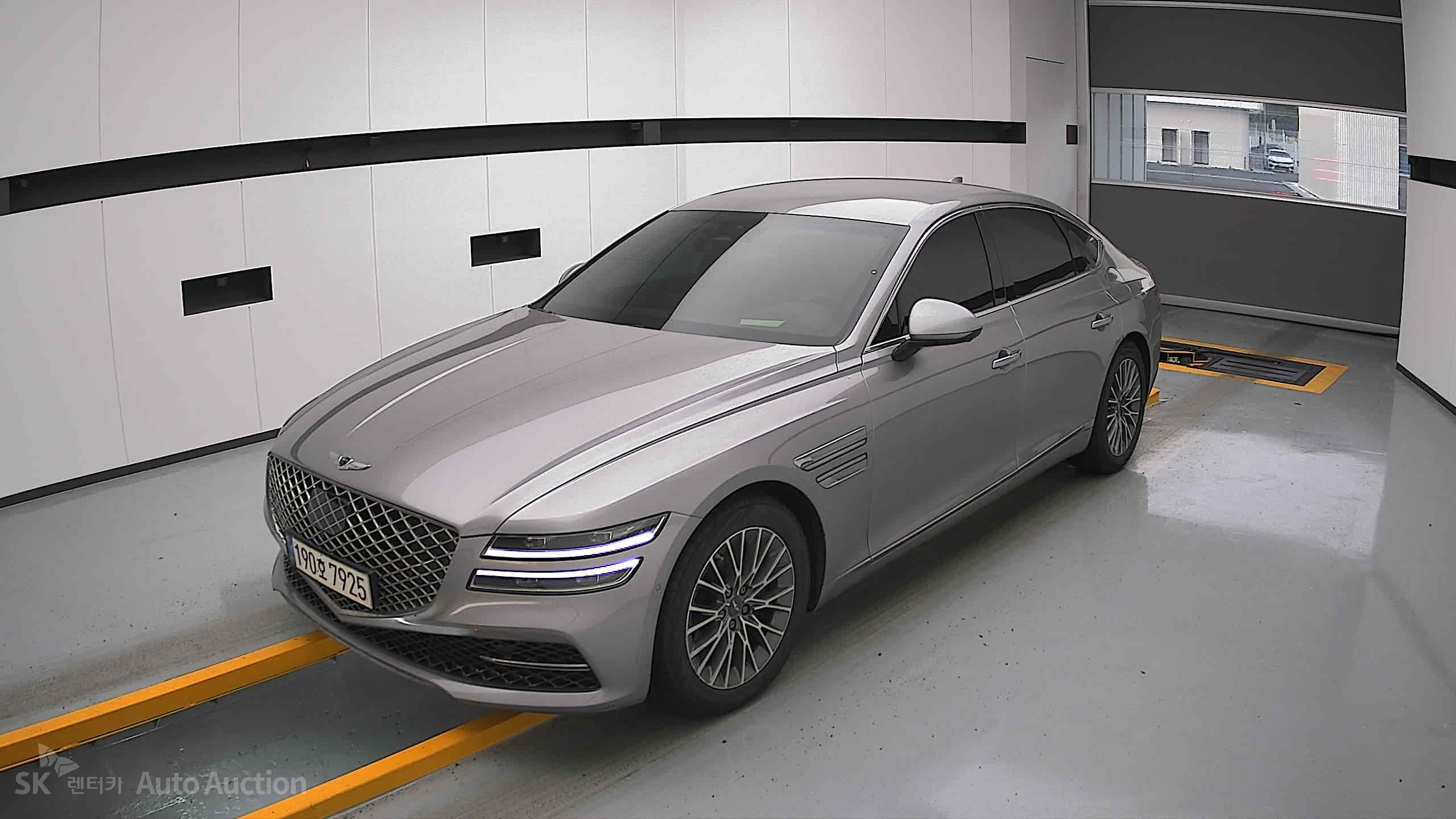 2022 - genesis g80