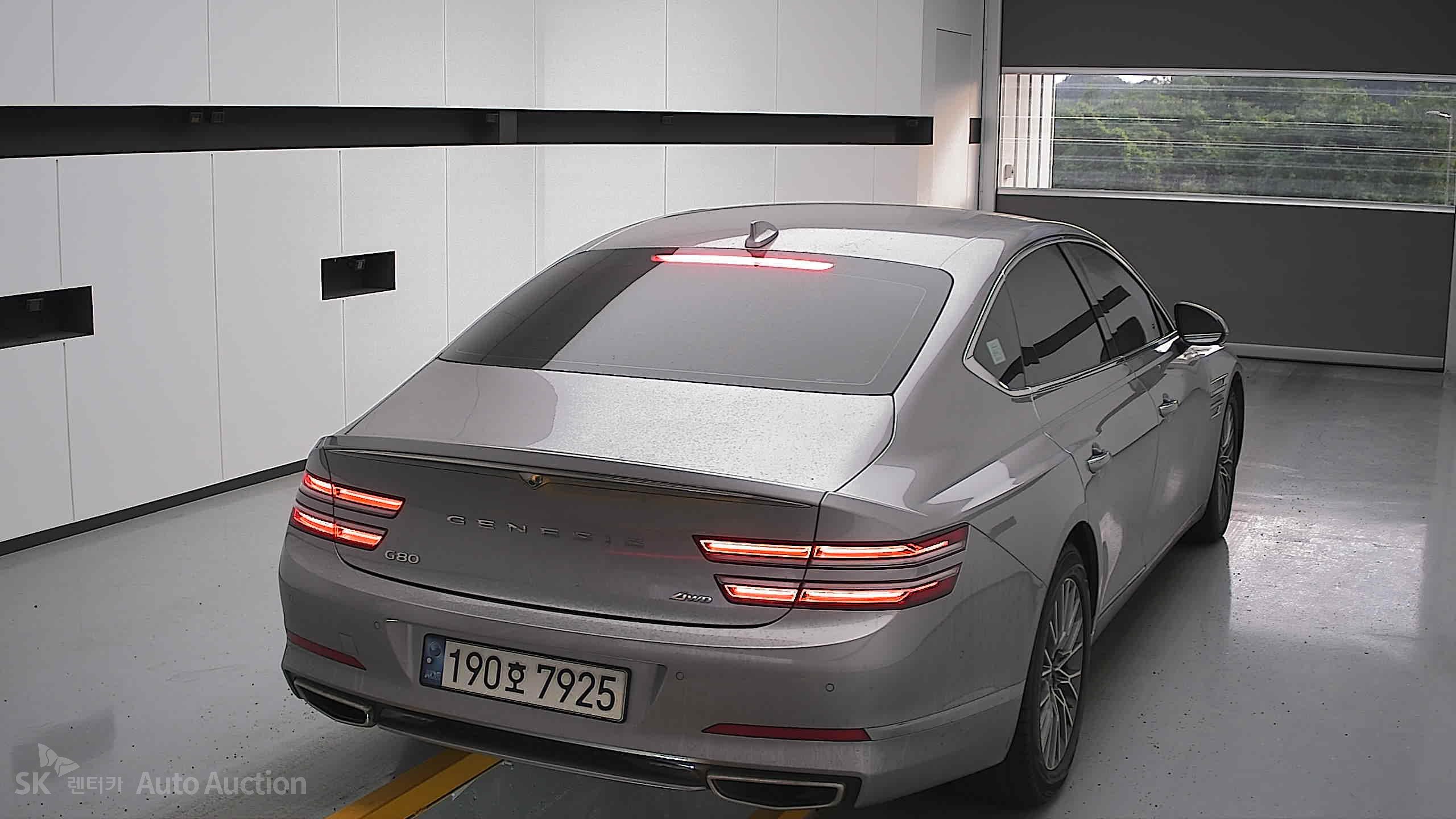 2022 - genesis g80