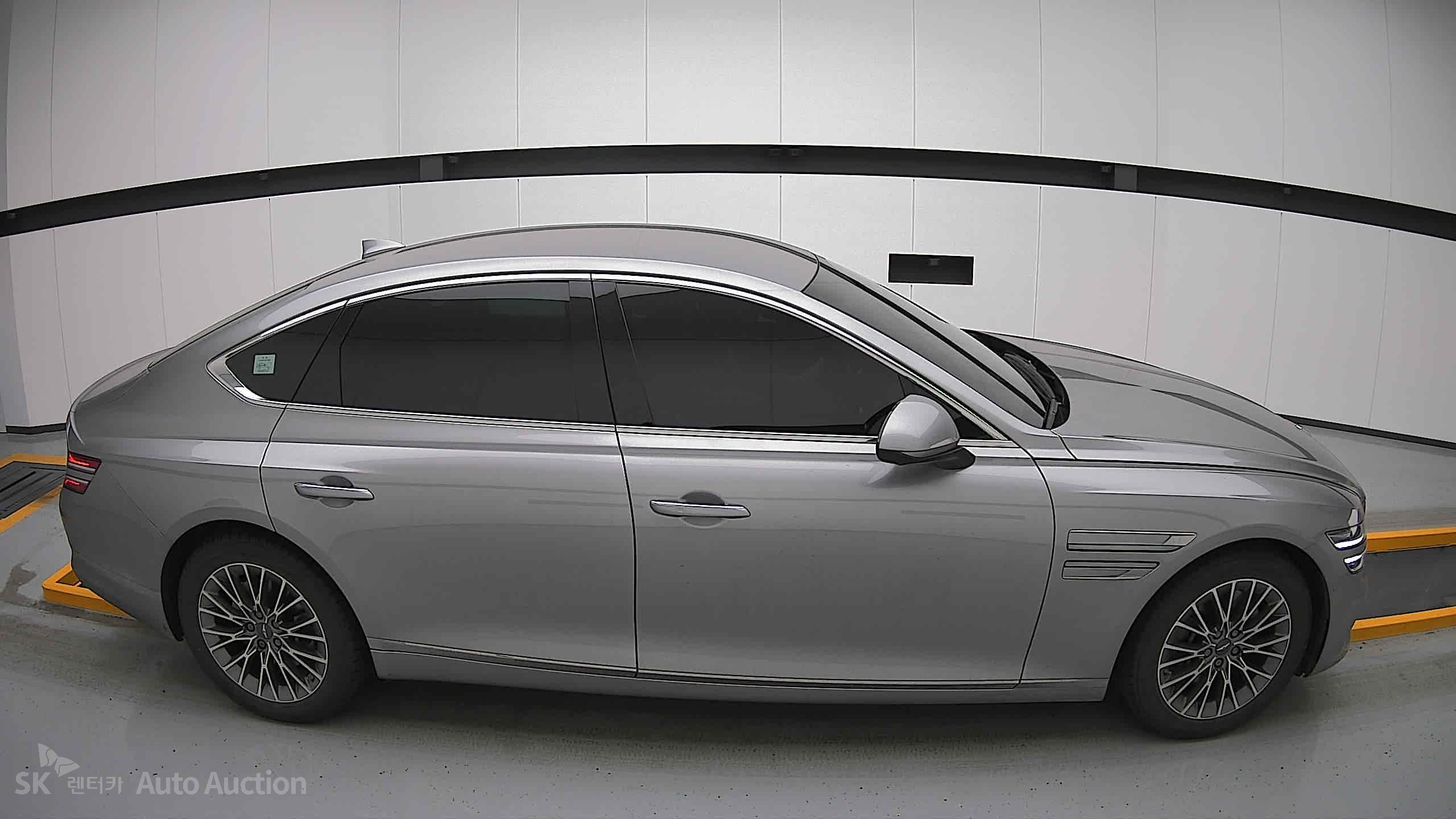 2022 - genesis g80