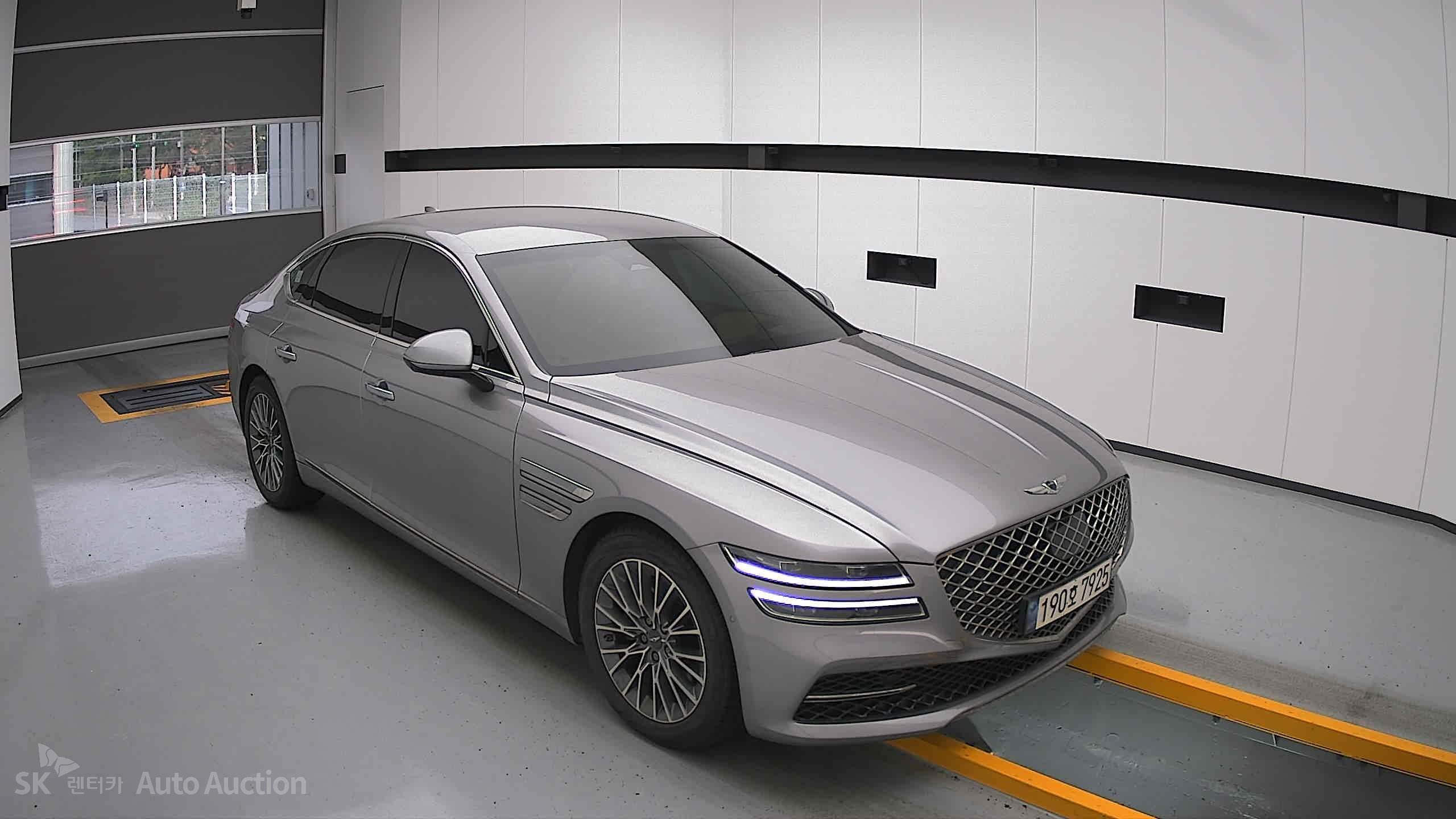 2022 - genesis g80
