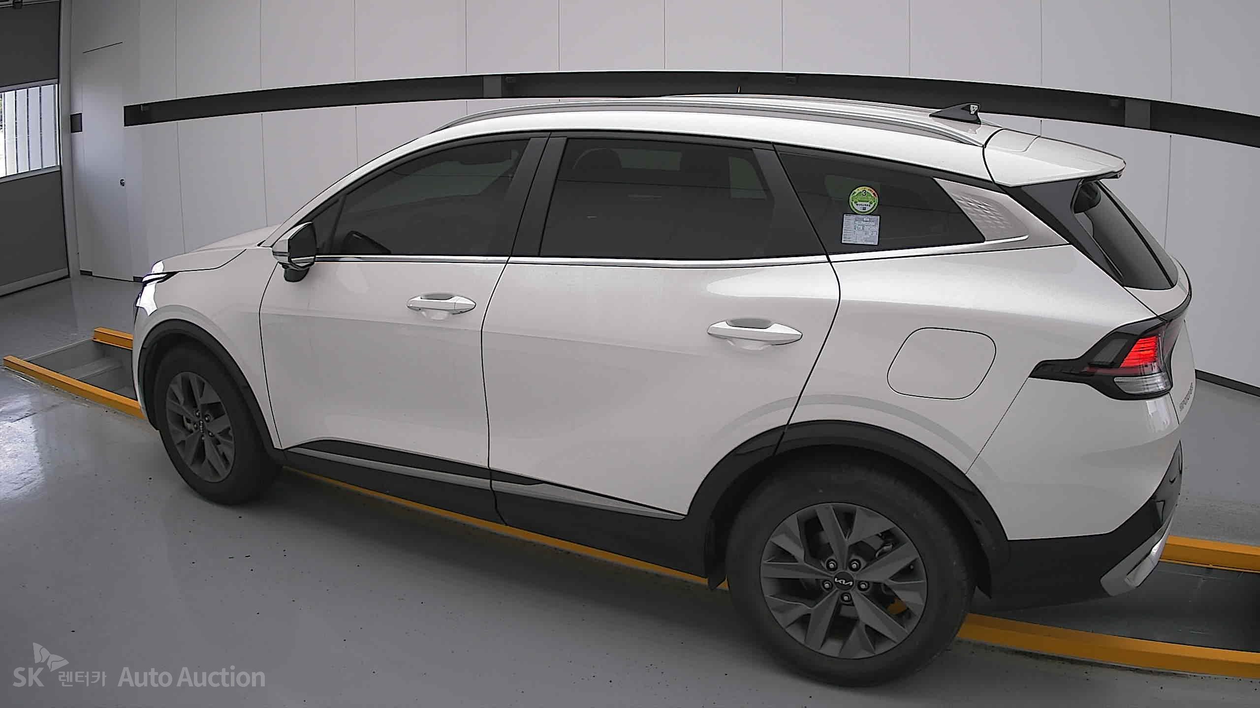 2022 - kia sportage