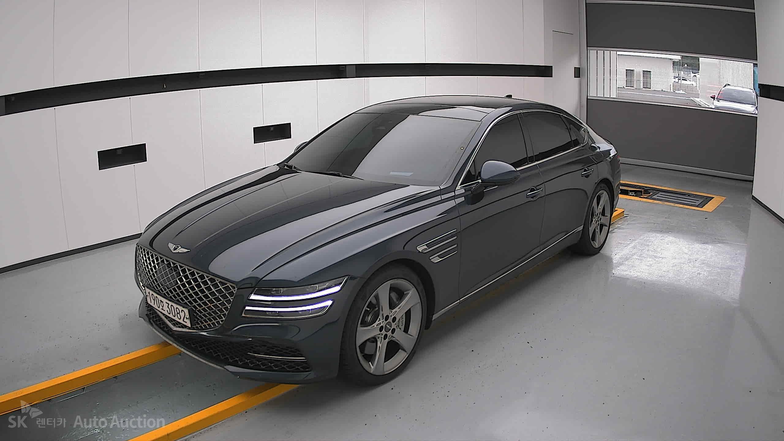 2022 - genesis g80