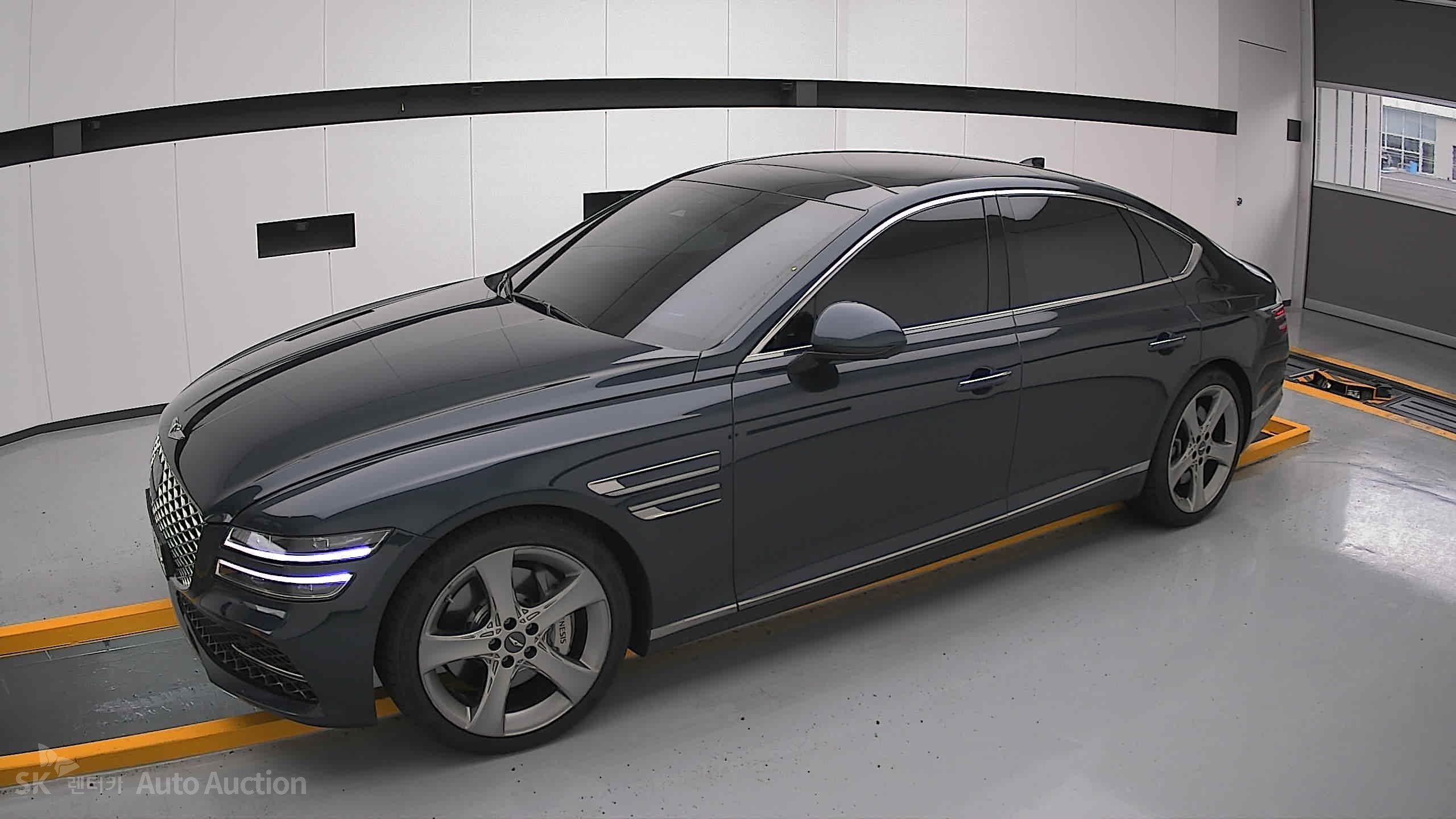 2022 - genesis g80