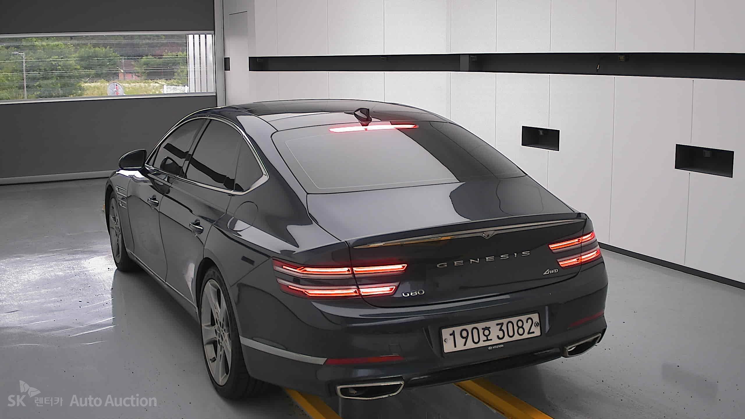 2022 - genesis g80