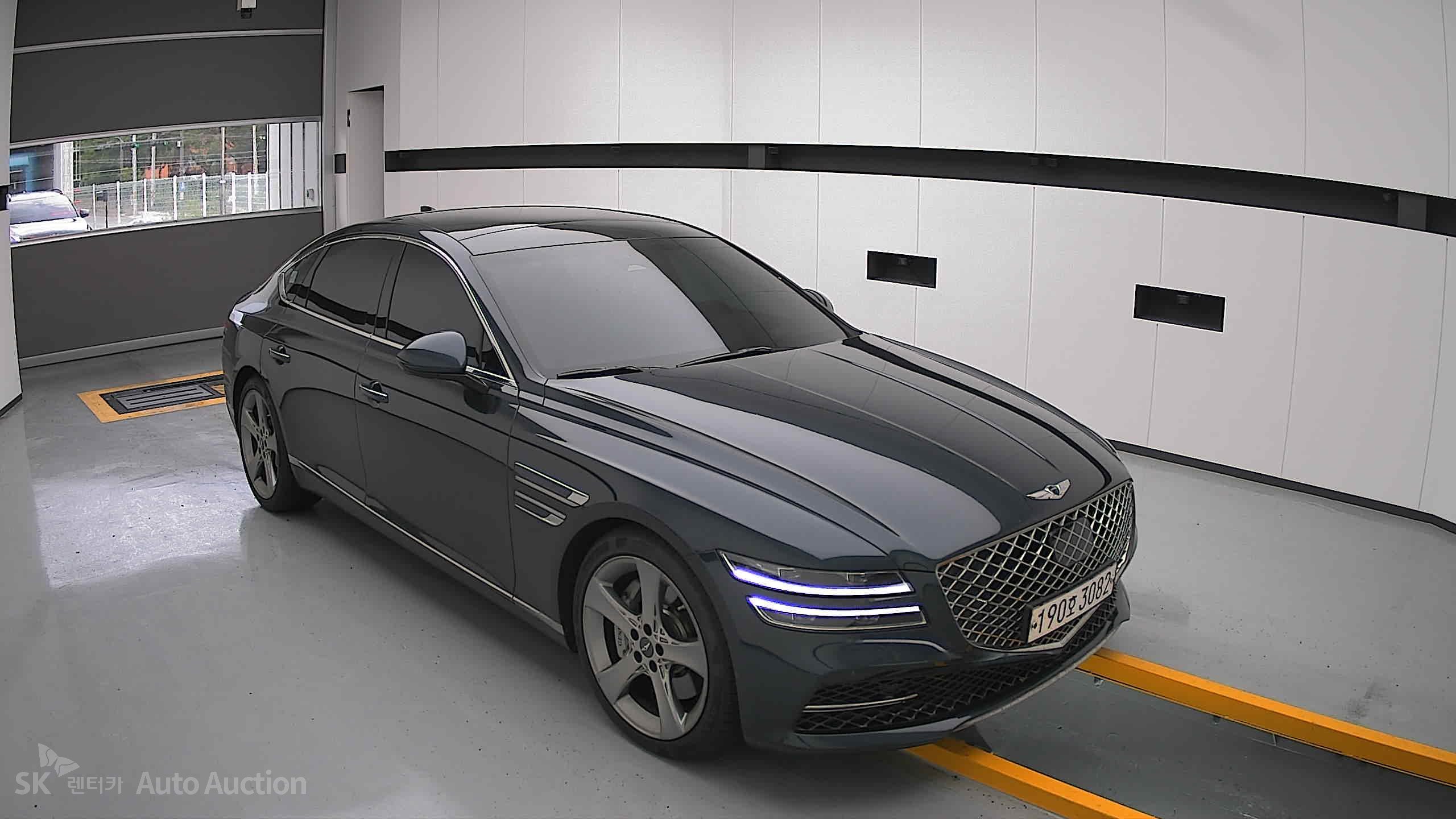 2022 - genesis g80
