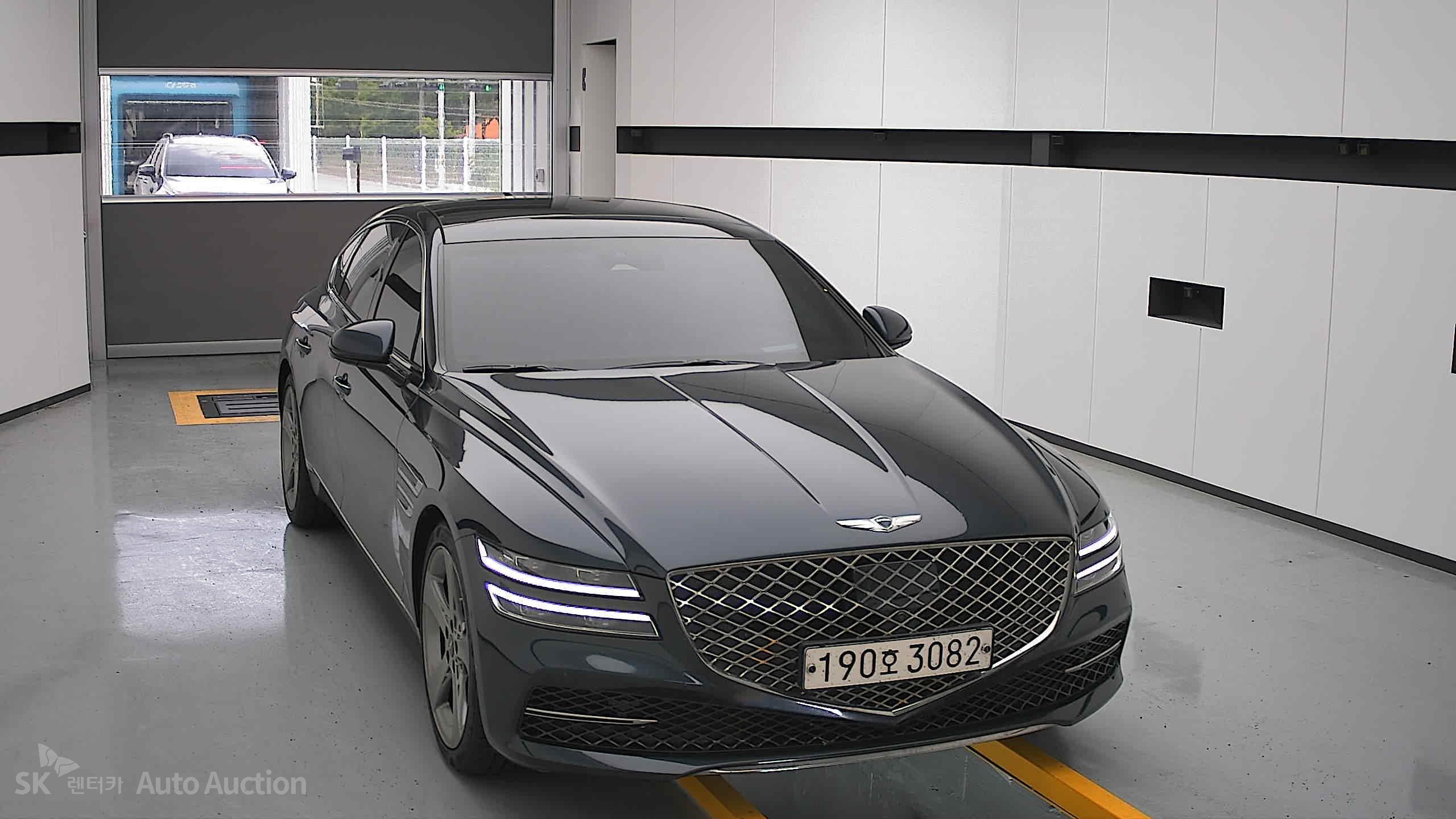 2022 - genesis g80