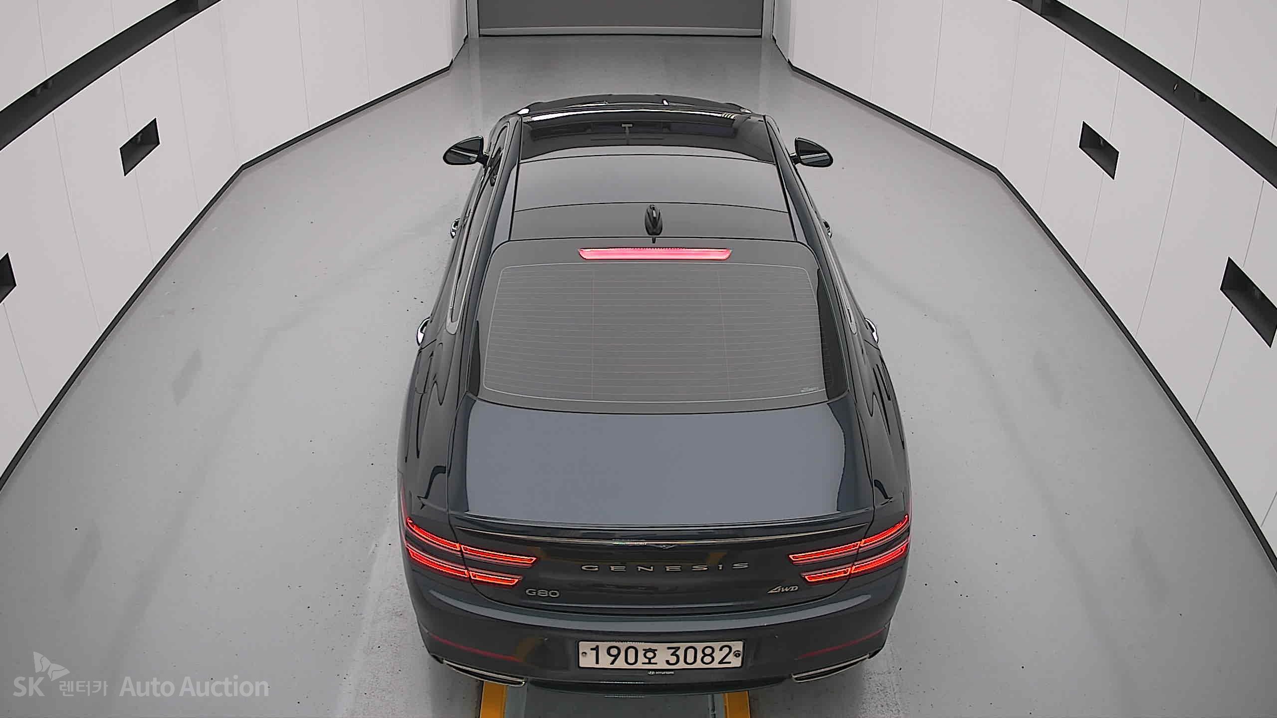 2022 - genesis g80