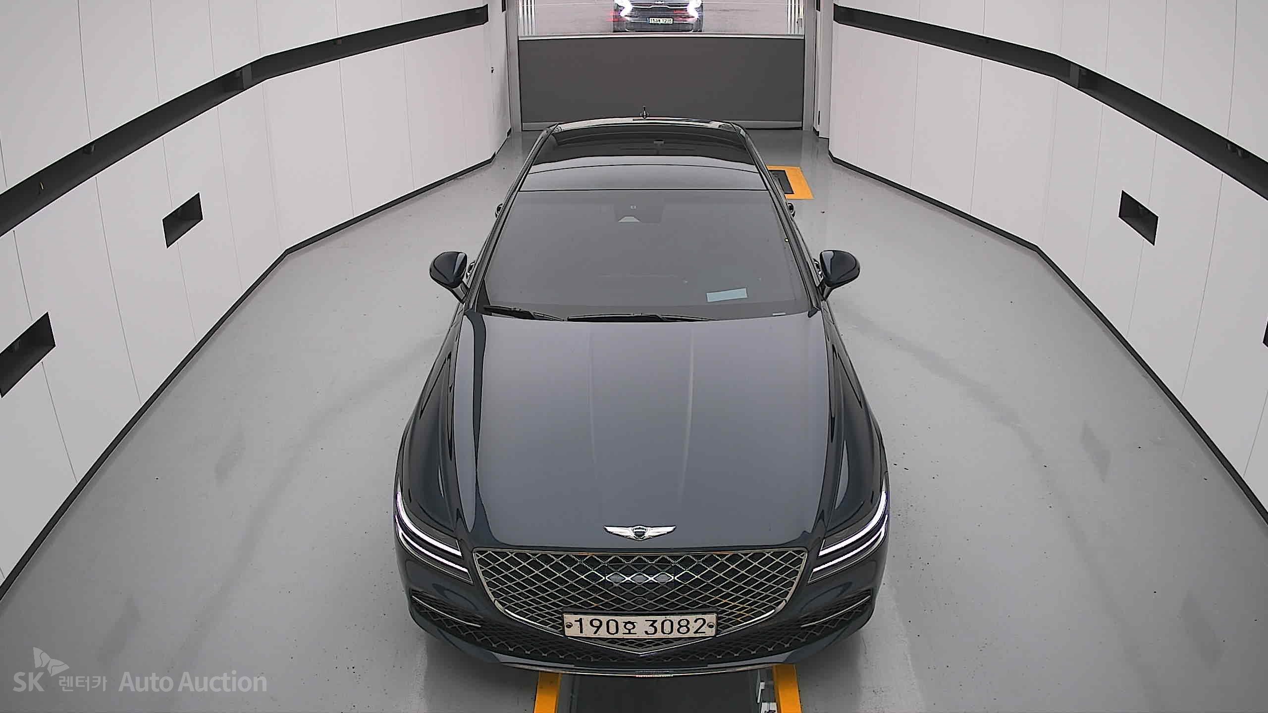 2022 - genesis g80