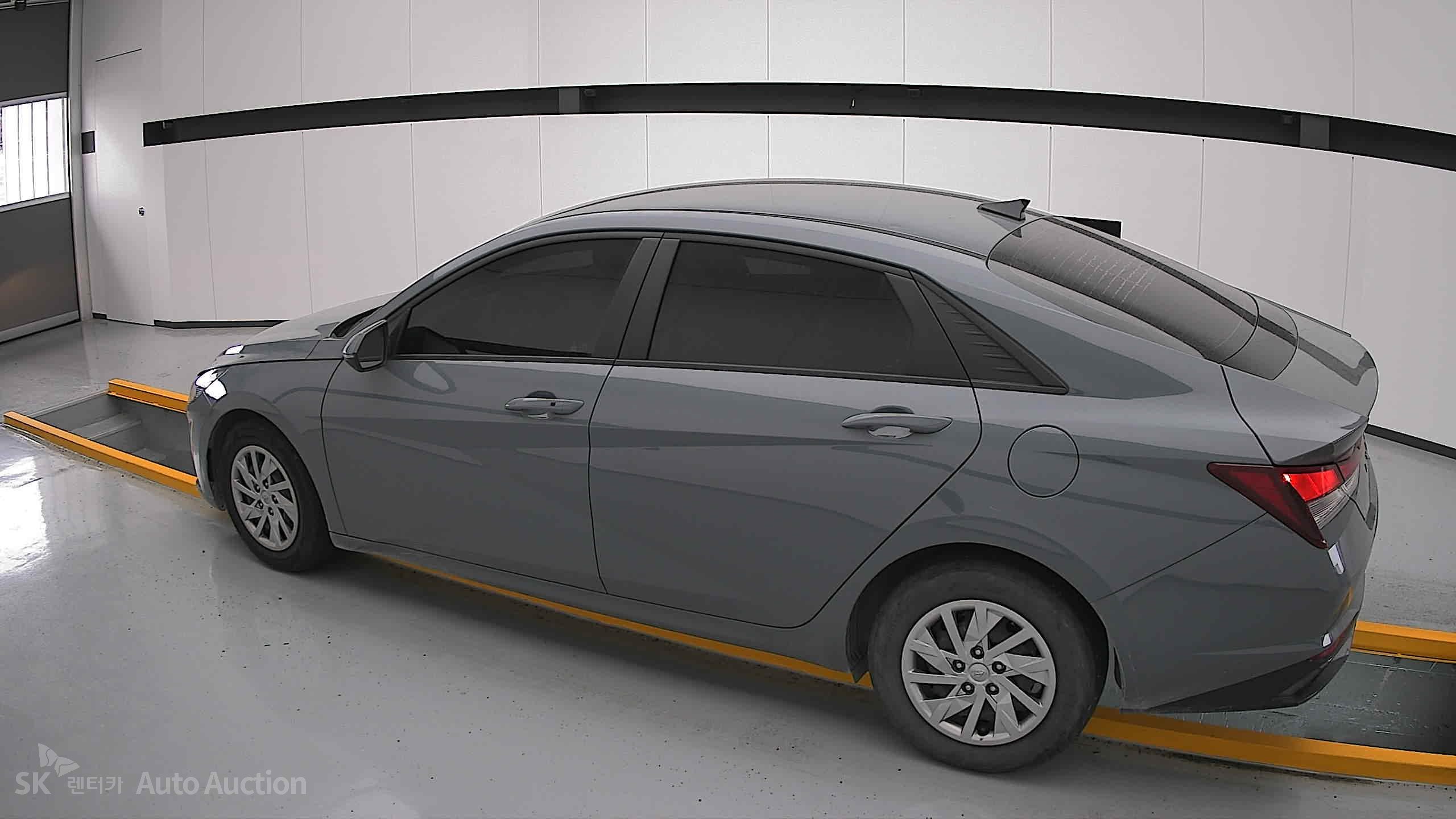 2022 - hyundai avante