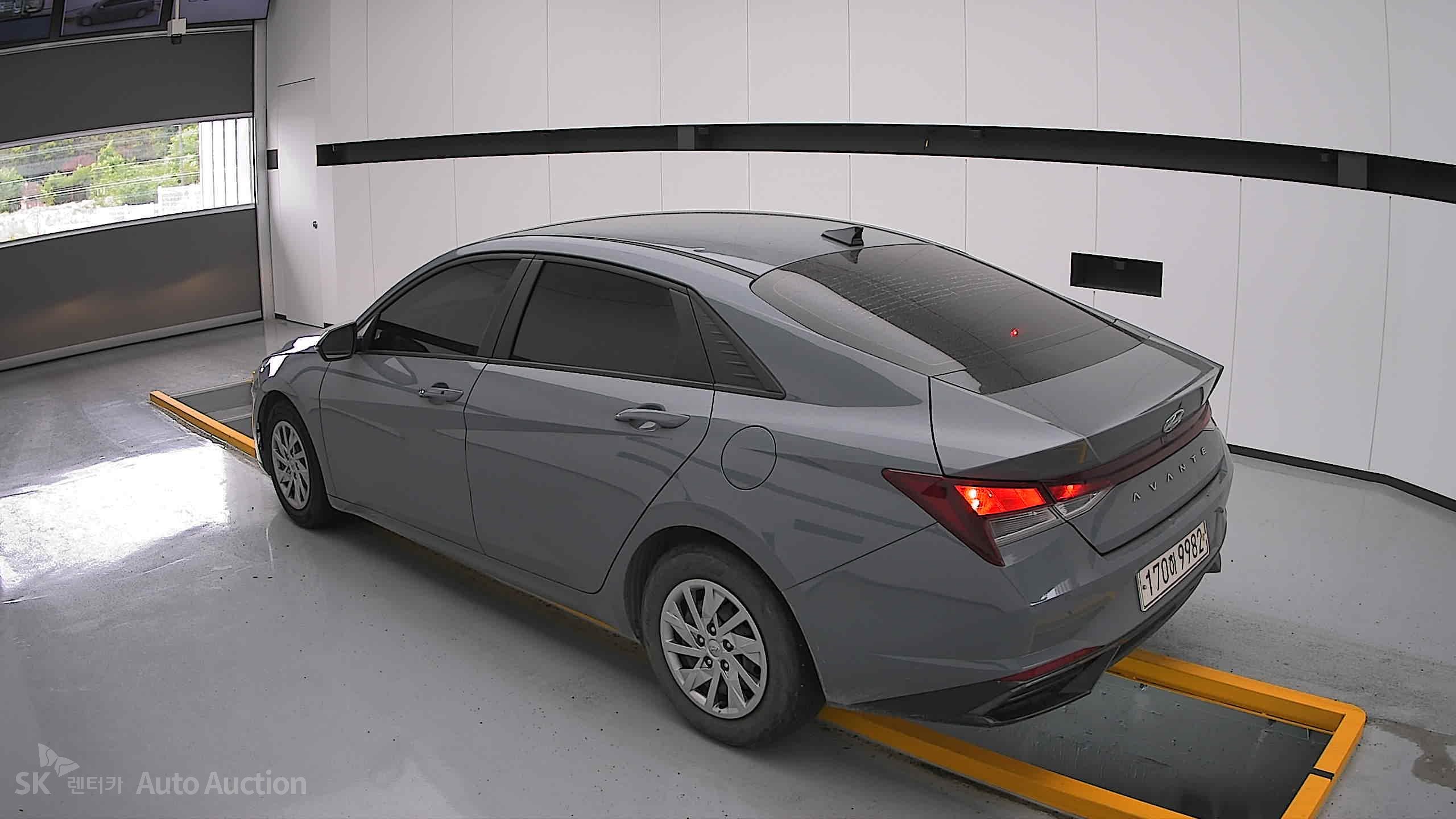 2022 - hyundai avante