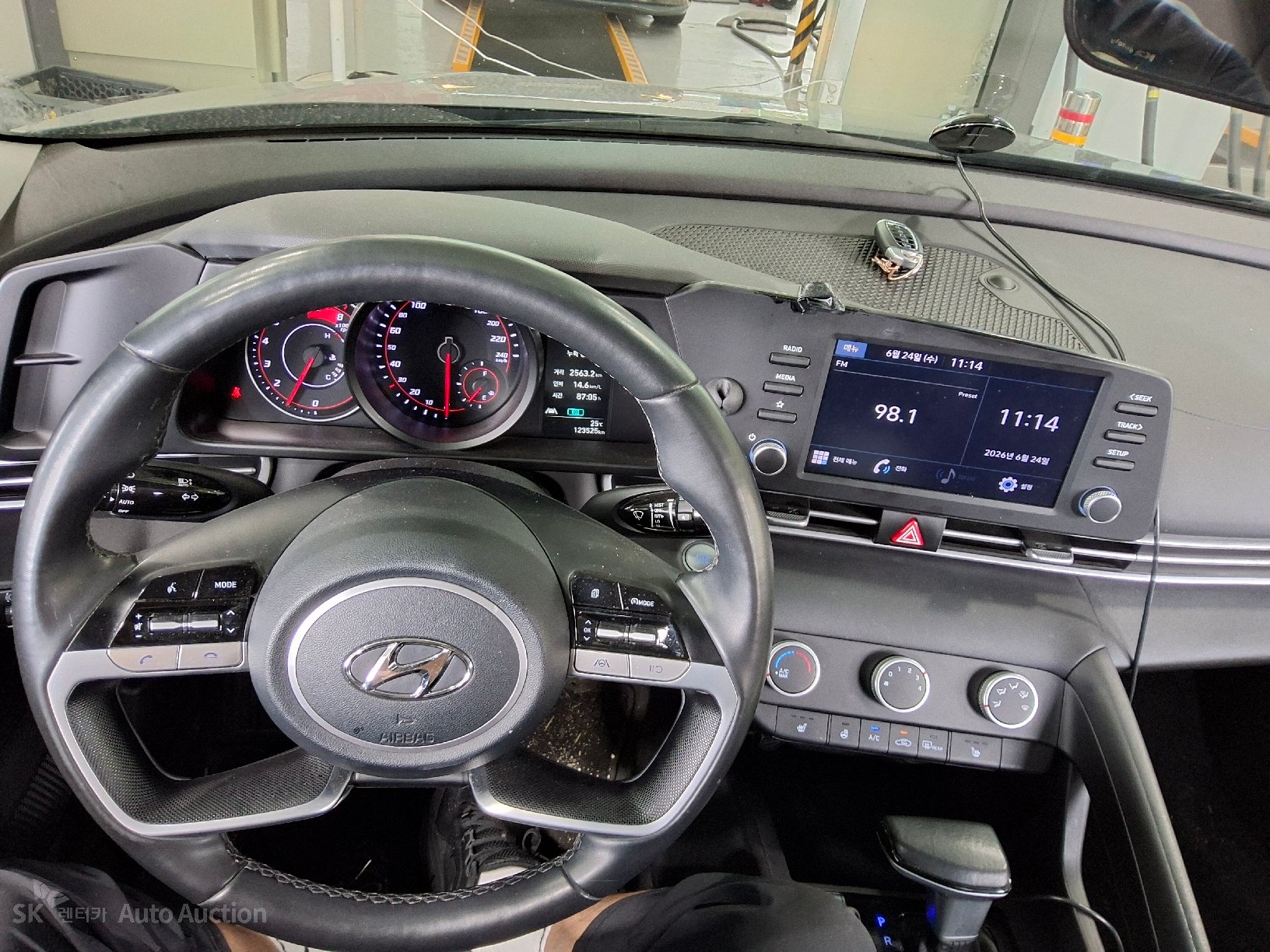 2022 - hyundai avante